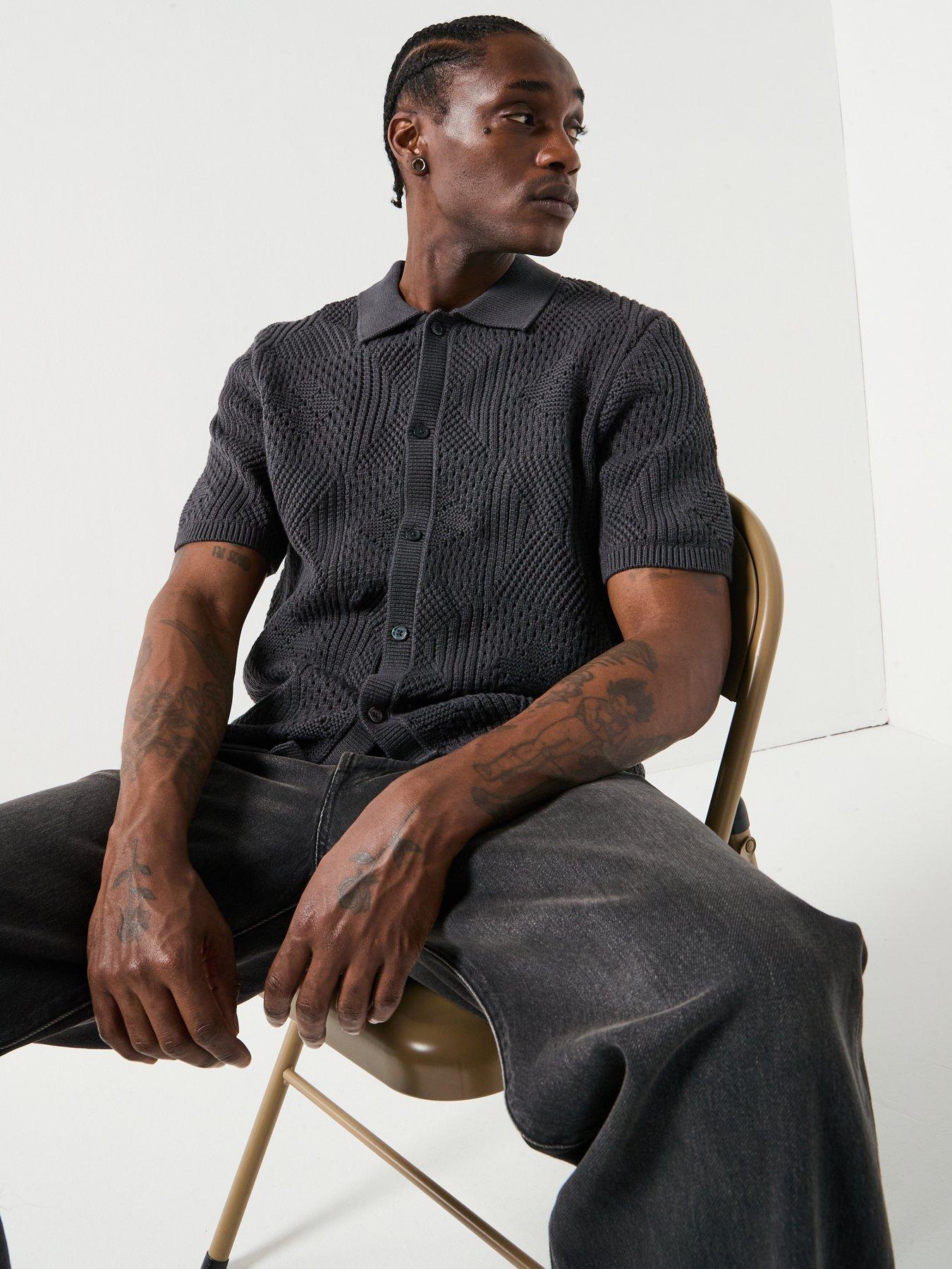 Image 4 of 6 of Levi's Knitted Camp Shirt - Black