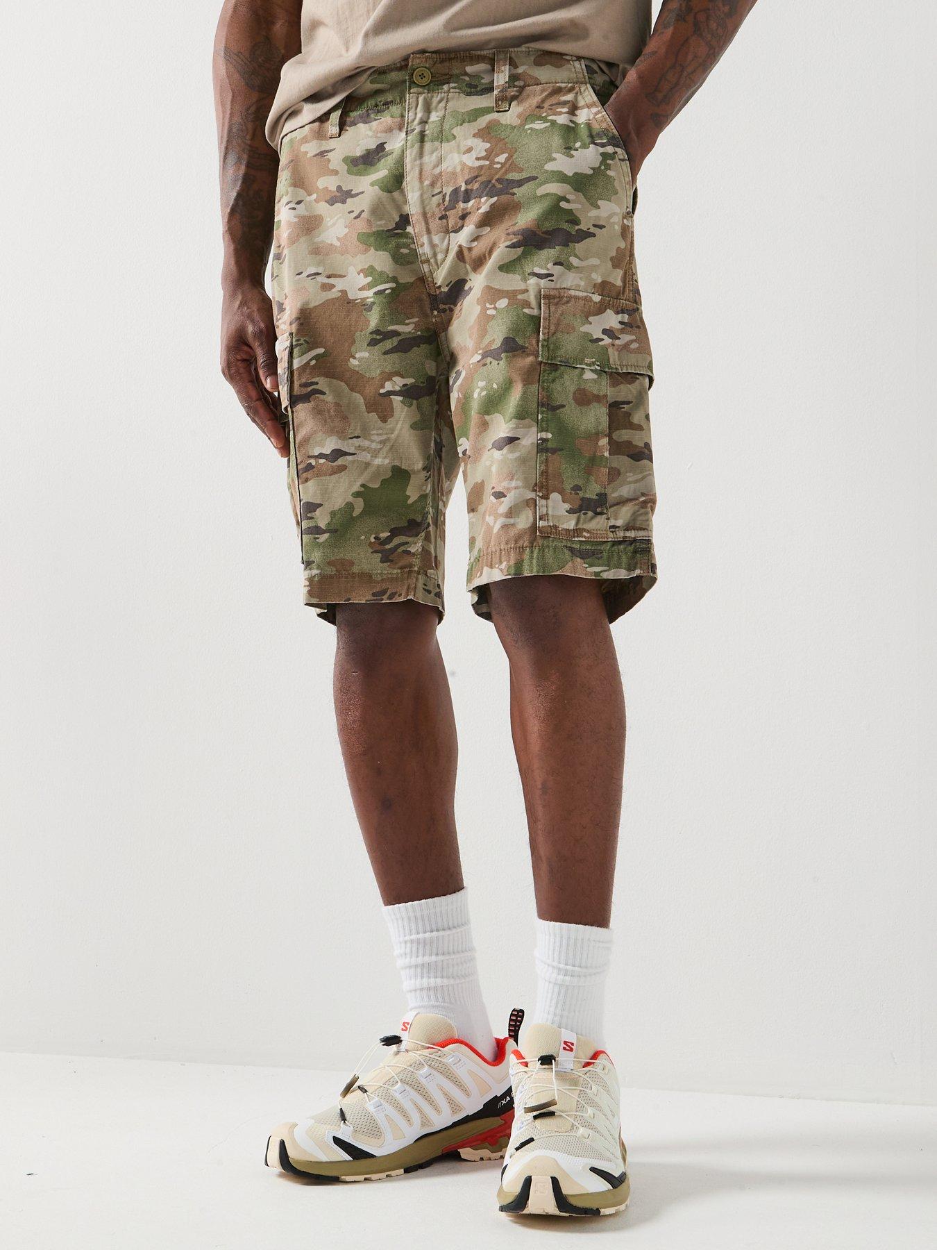 Levi's Carrier Camo Print Cargo Shorts - Dark Green