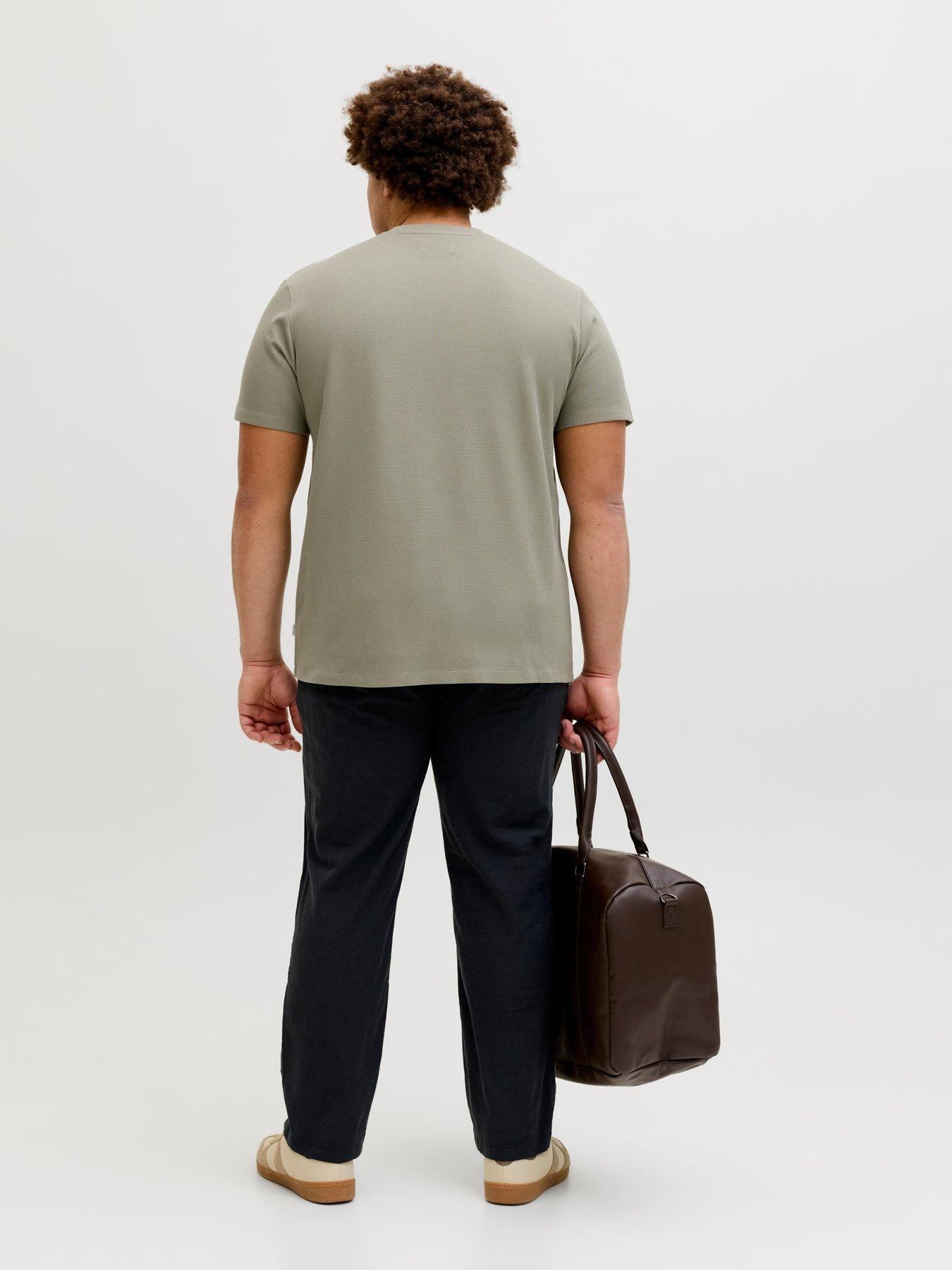 Image 2 of 5 of Jack & Jones Plus Austin T-Shirt - Khaki