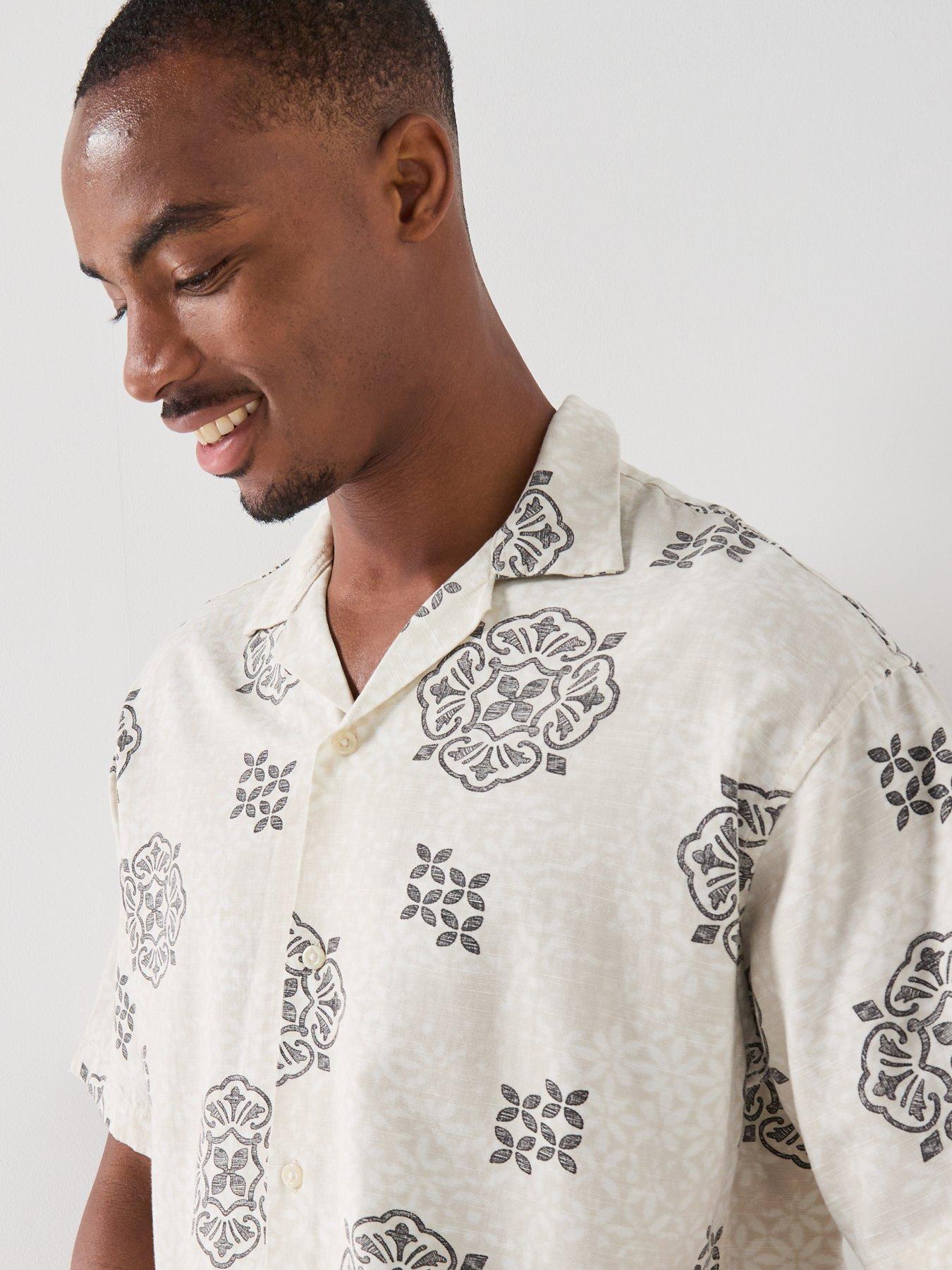Image 6 of 6 of Jack & Jones Alfredo Short Sleeve Resort Shirt - Cream