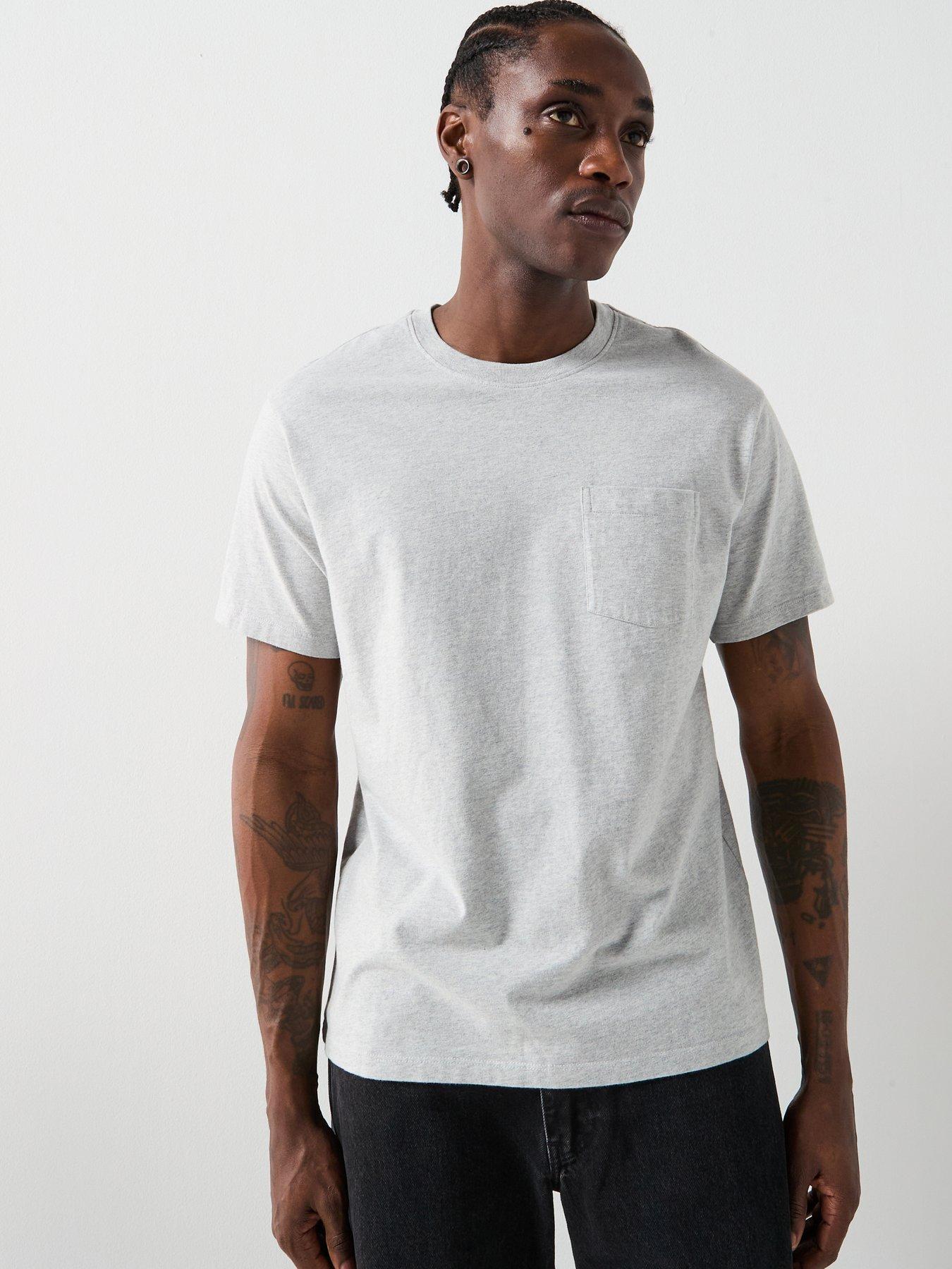 Image 1 of 6 of Levi's Pocket Heavyweight Relaxed Fit T-Shirt - Grey