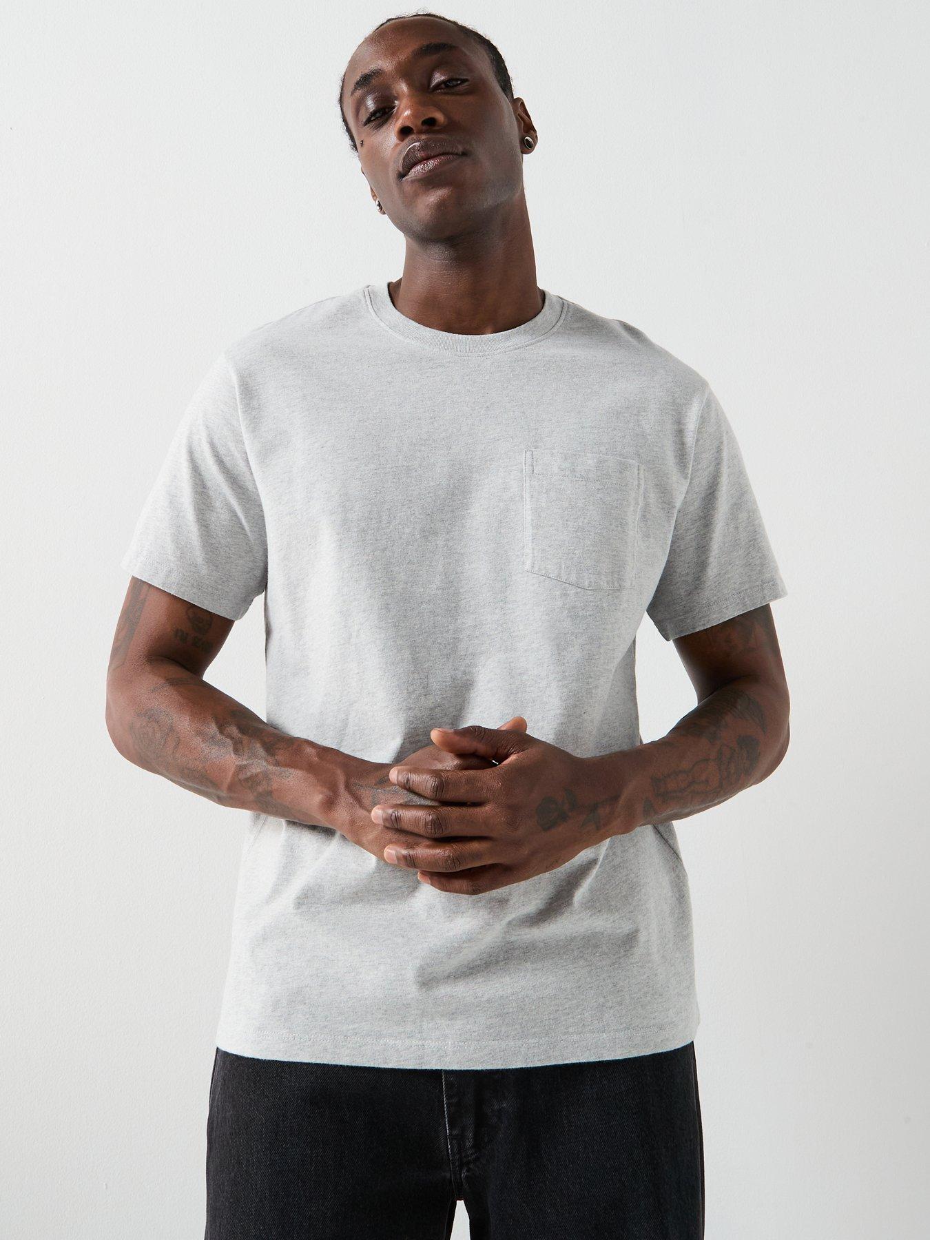 Image 6 of 6 of Levi's Pocket Heavyweight Relaxed Fit T-Shirt - Grey