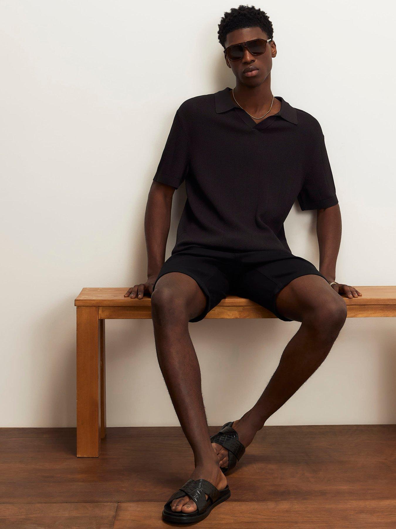 Image 4 of 4 of River Island Slim Short - Black