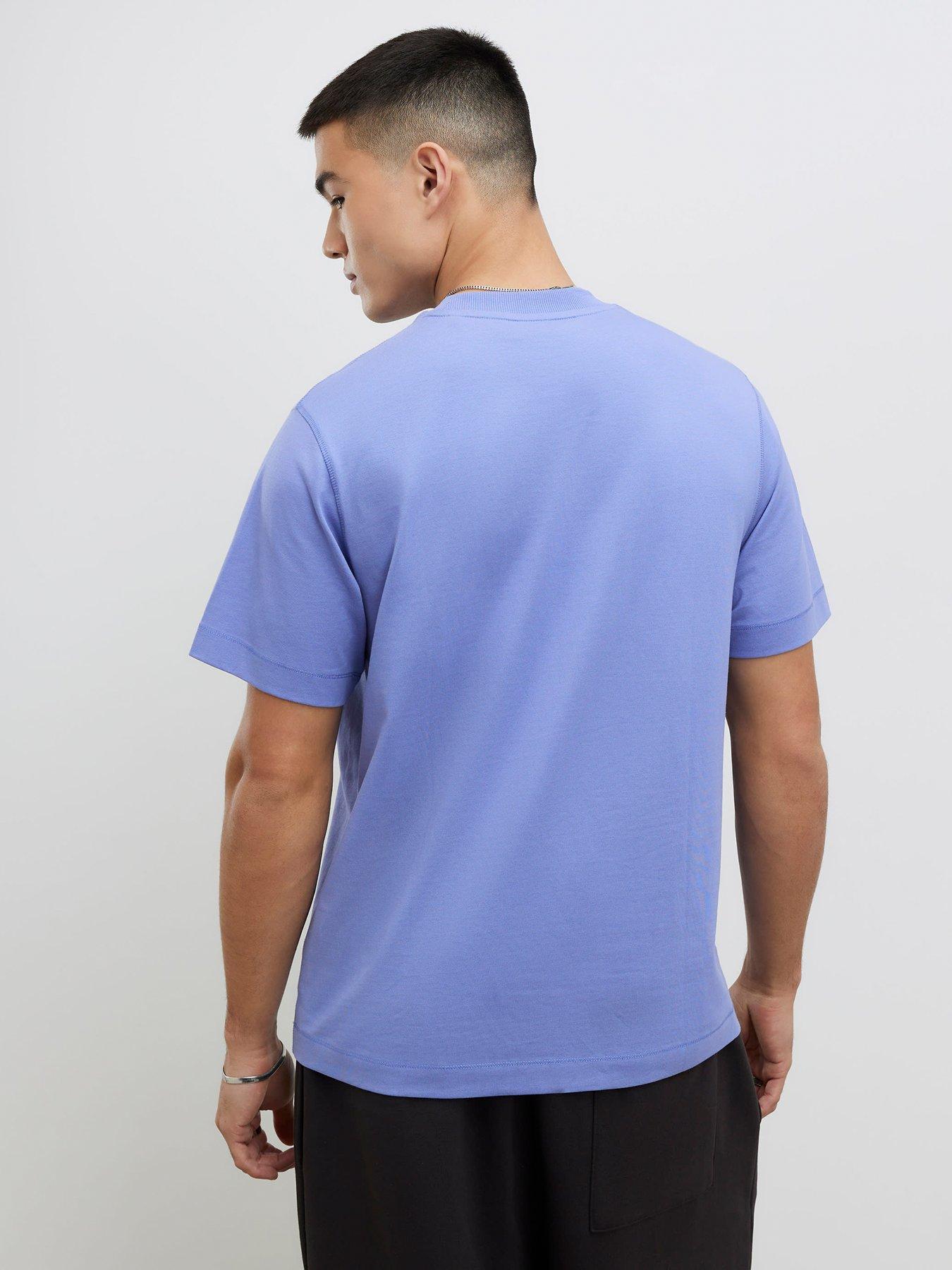 Image 2 of 4 of River Island Regular Essentials Short Sleeve T-Shirt - Blue