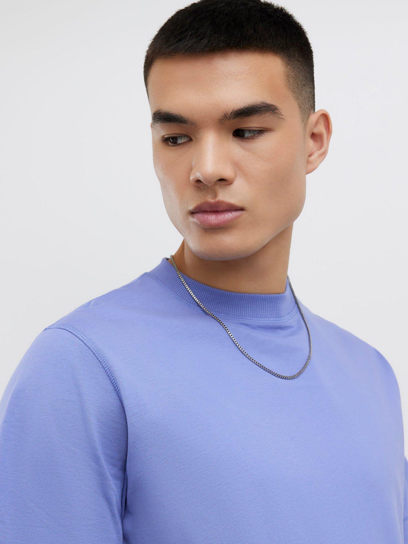Image 4 of 4 of River Island Regular Essentials Short Sleeve T-Shirt - Blue