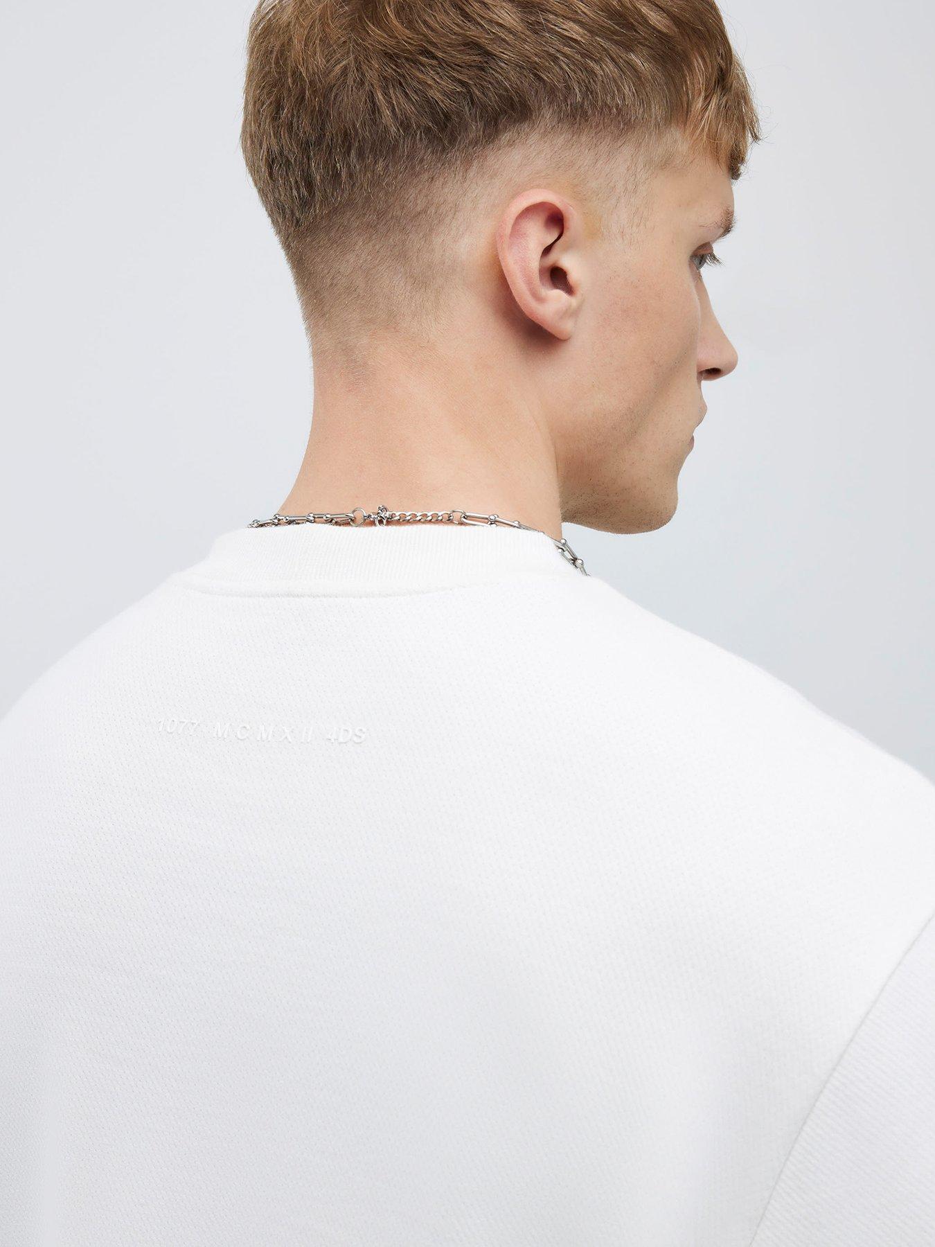 Image 2 of 4 of River Island Long Sleeve Regular Essentials Crew - Beige