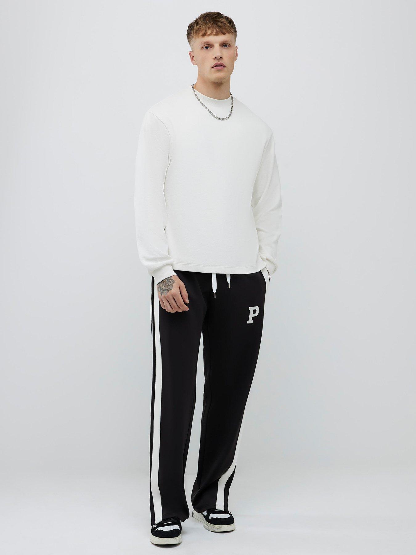 Image 3 of 4 of River Island Long Sleeve Regular Essentials Crew - Beige