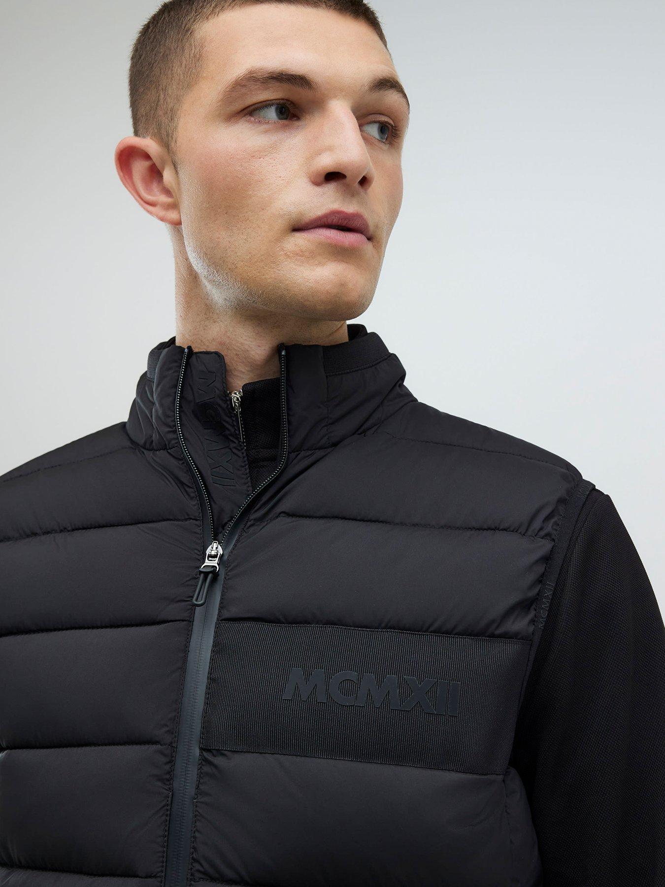 Image 4 of 4 of River Island Logo Essential Gilet - Black
