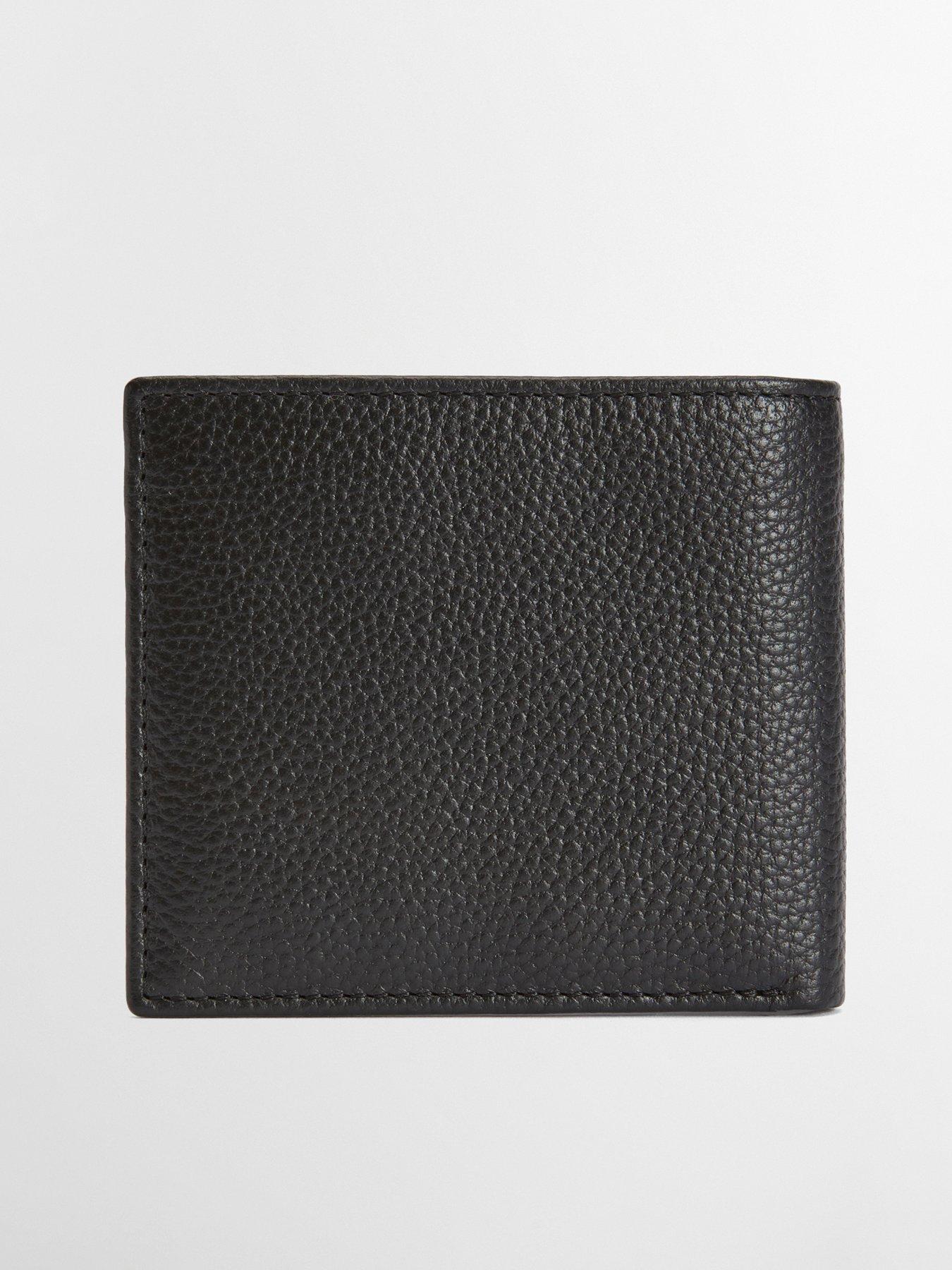  image of barbour-tarbert-leather-wallet-black