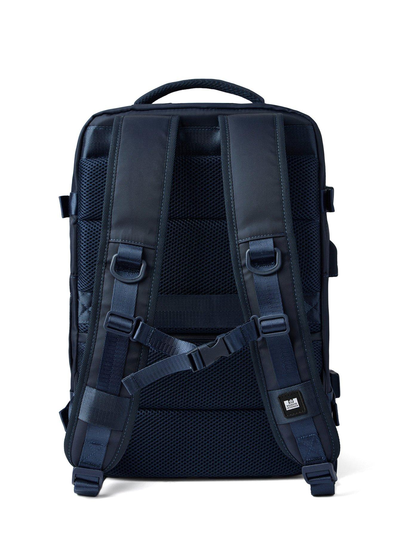 Image 4 of 7 of Weekend Offender Weekend Offender Overnighter Multi Pocket Backpack - Navy