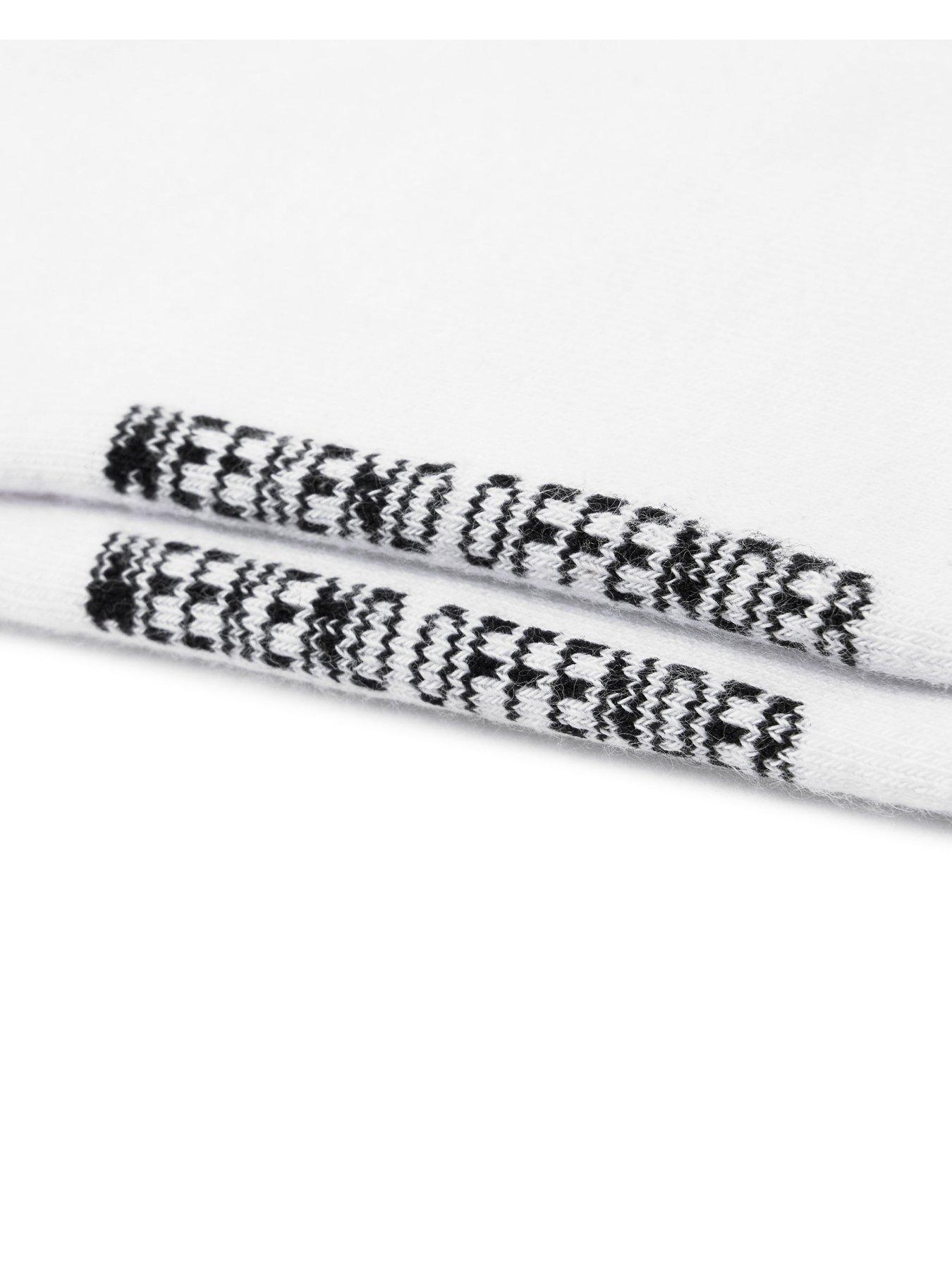 Image 4 of 4 of Weekend Offender Smiley 3 Pack Socks - White