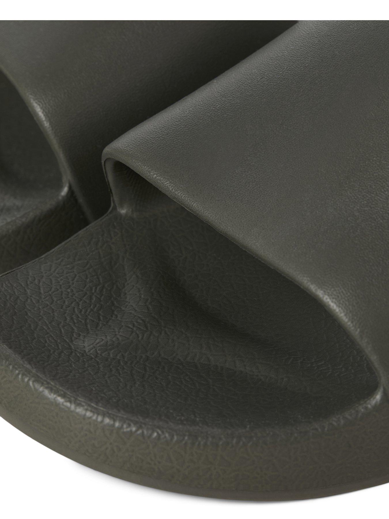 Image 5 of 6 of Jack & Jones Moulded Slider - Khaki