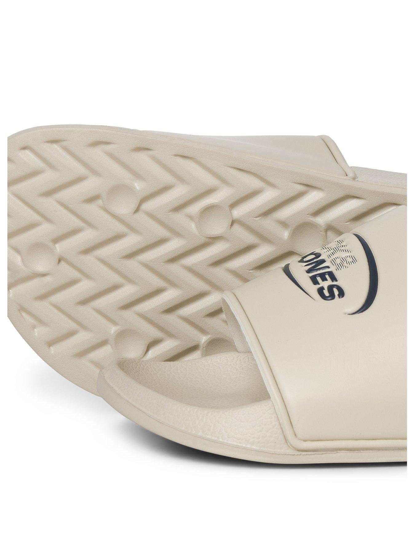 Image 3 of 4 of Jack & Jones Oscar Logo Slider - White