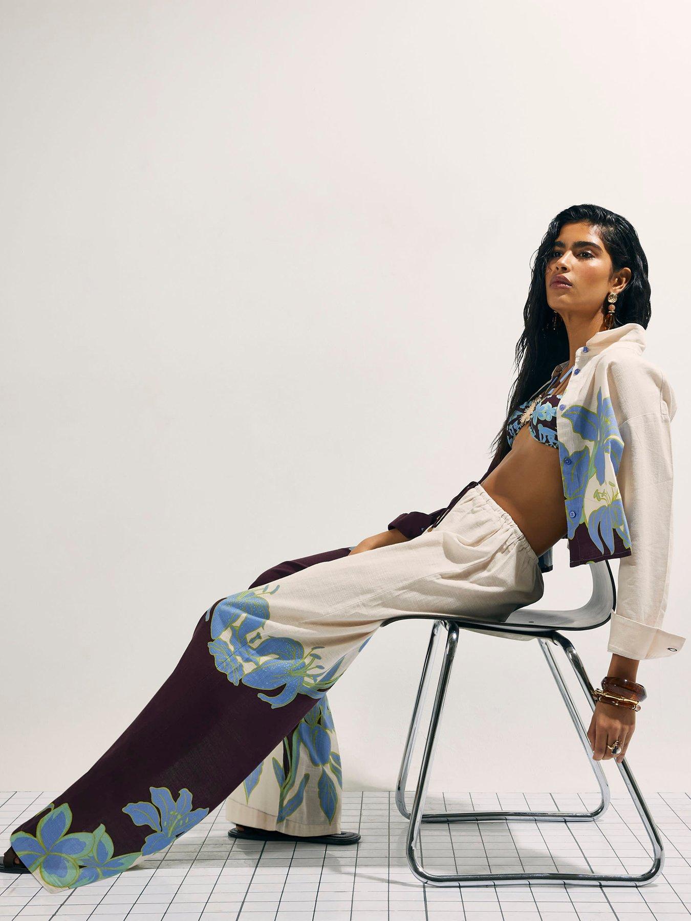 Image 4 of 4 of River Island Tropical Border Beach Trousers - &nbsp;Cream
