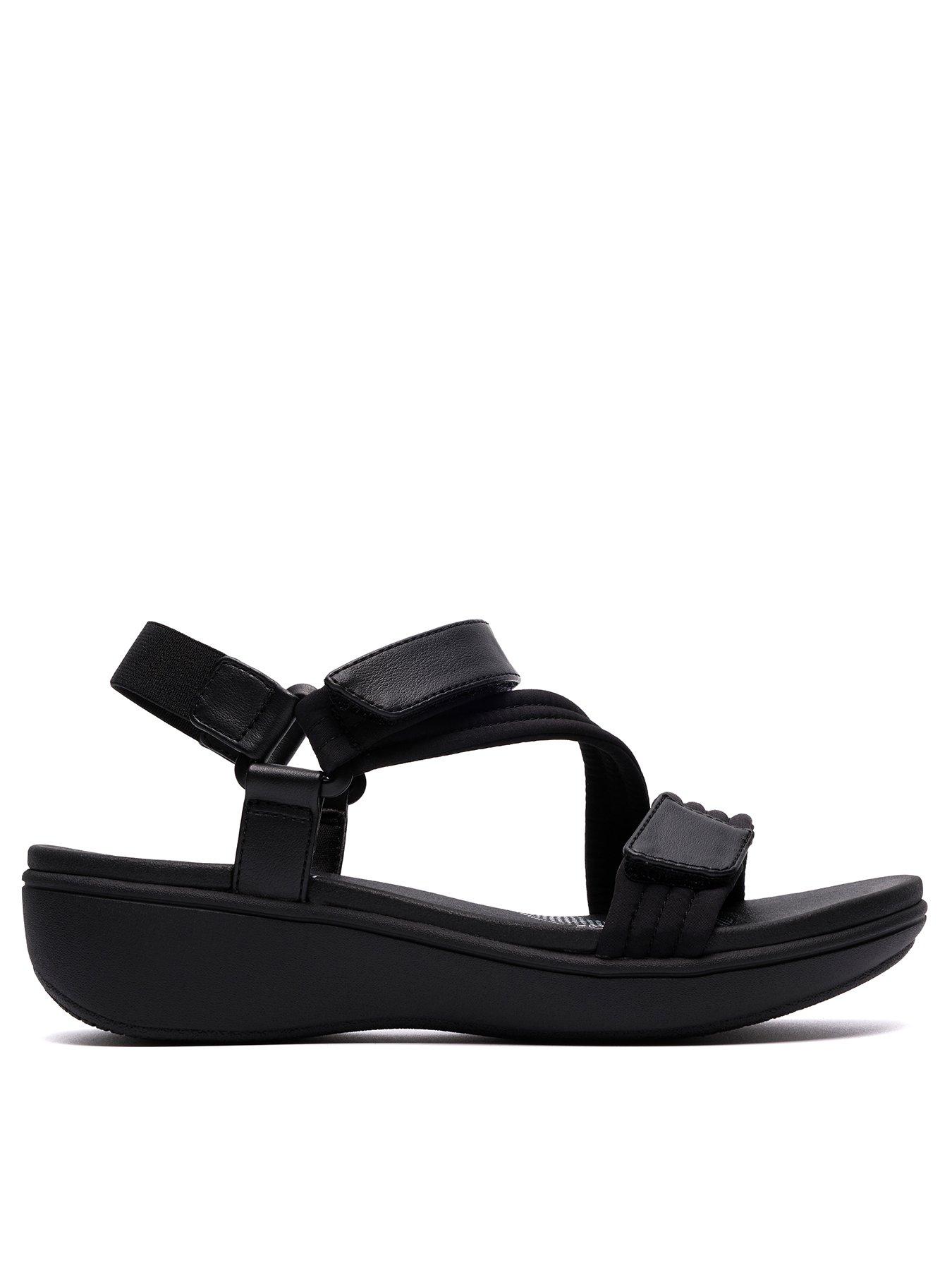 front image of clarks-brinkleyraesun-sandals-black
