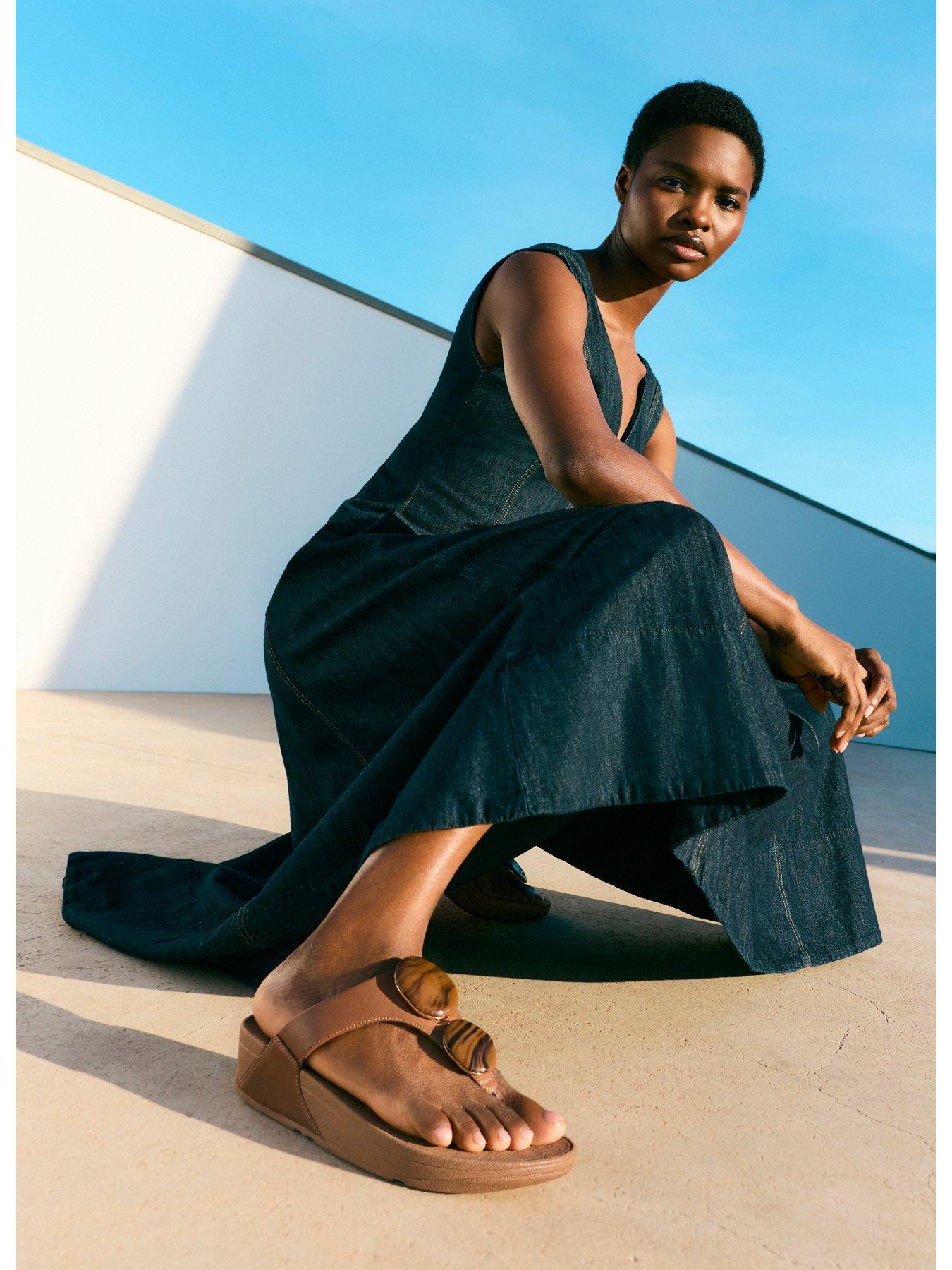  image of fitflop-lulu-marbled-stone-toe-post-sandals-deep-tan