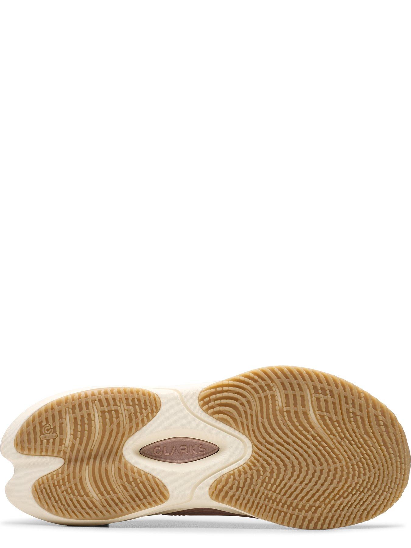  image of clarks-pace-trainer-sand