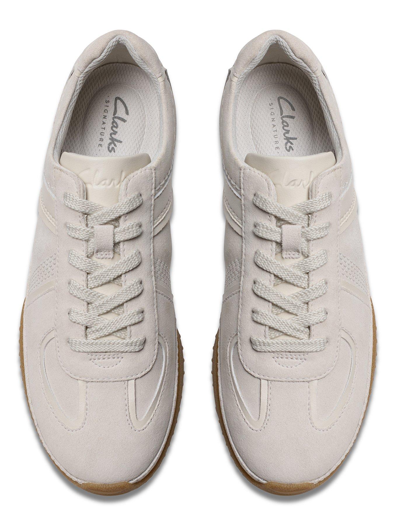  image of clarks-meridor-lo-trainer-off-white