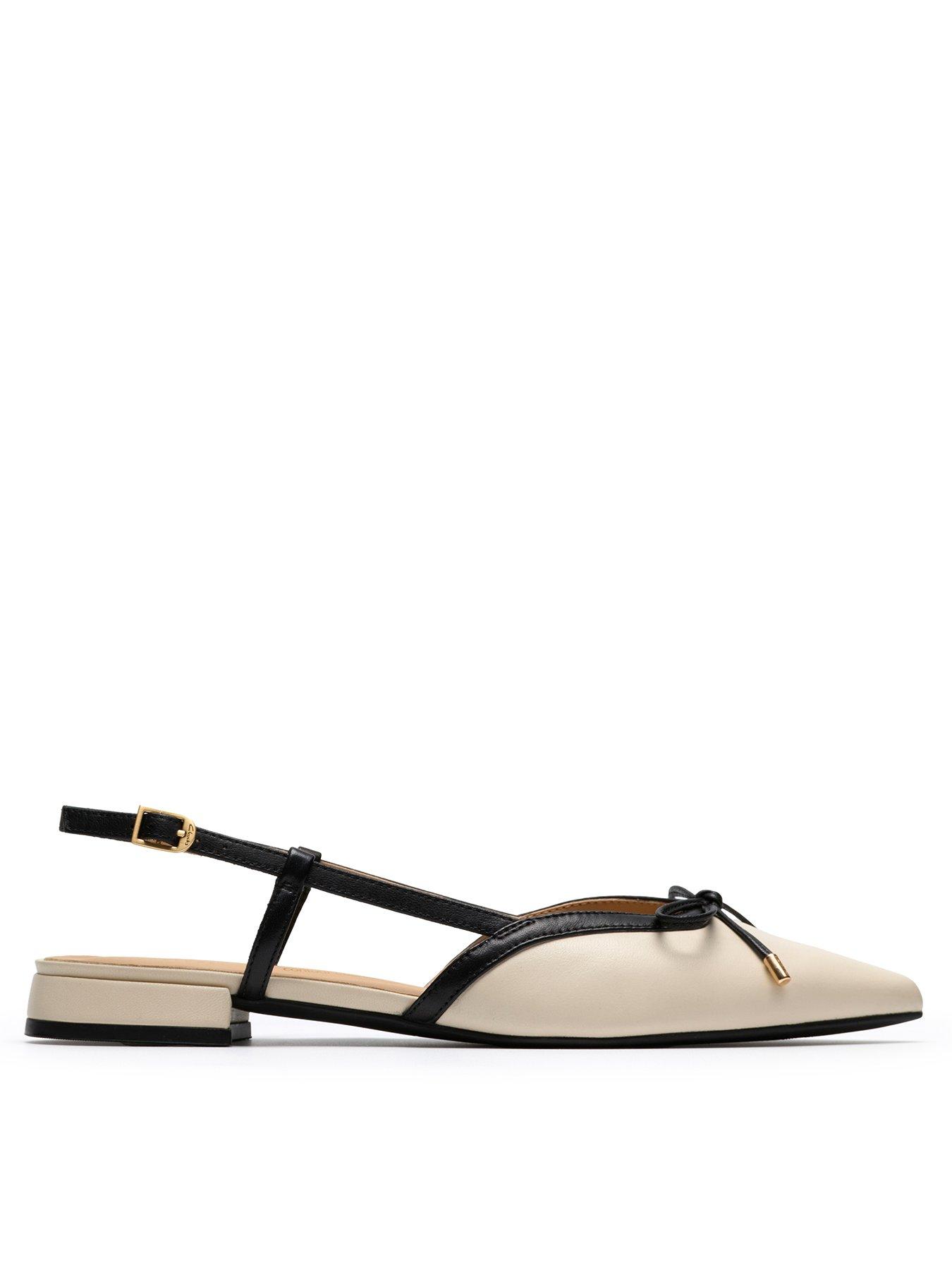 Clarks Sensa15 Bow Shoes - Cream Leather