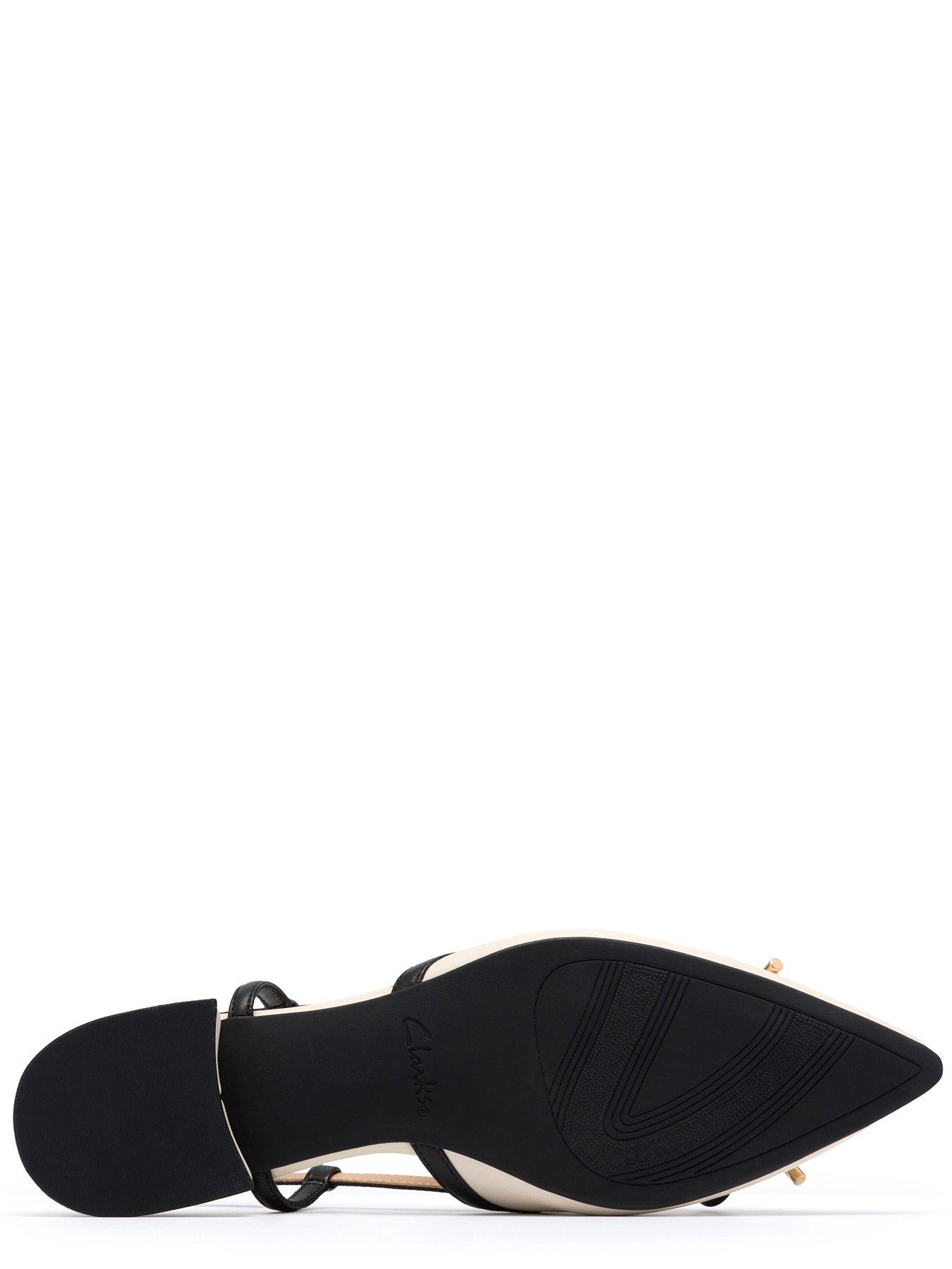 Image 5 of 6 of Clarks Sensa15 Bow Shoes - Cream Leather