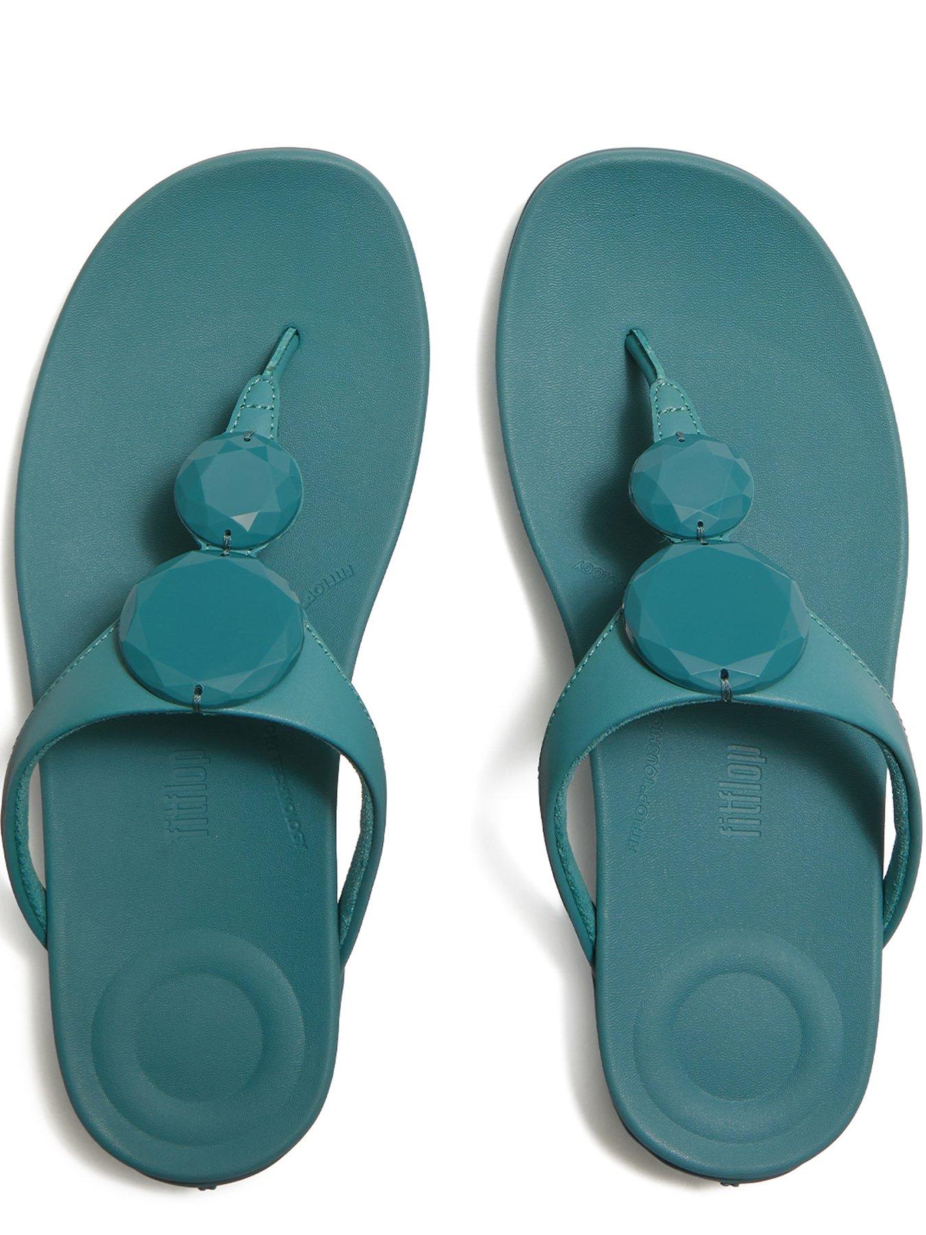  image of fitflop-solay-glossy-disc-toe-post-sandals-teal