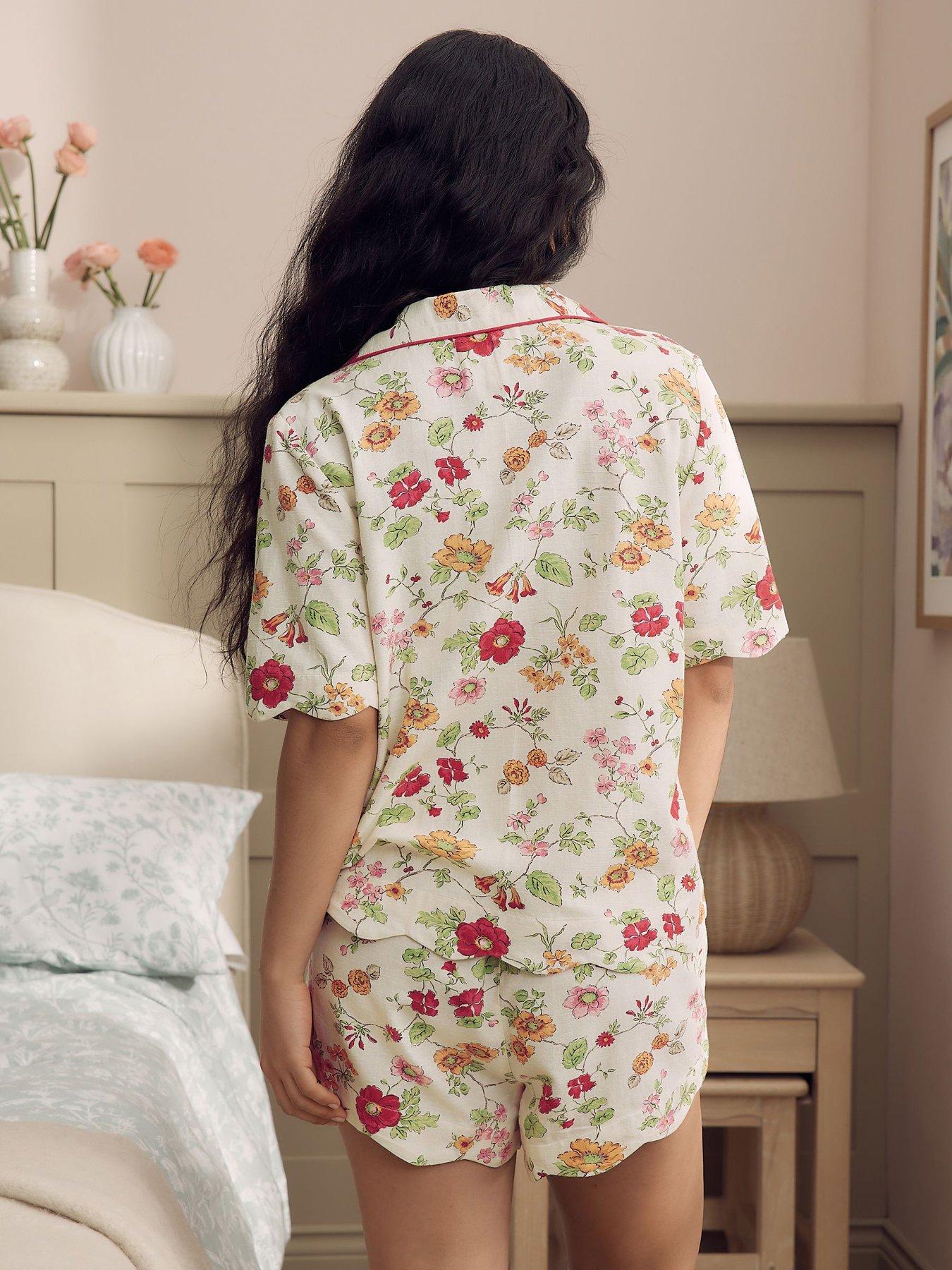 Image 2 of 7 of Laura Ashley Penny Woven Pyjama Set - Red