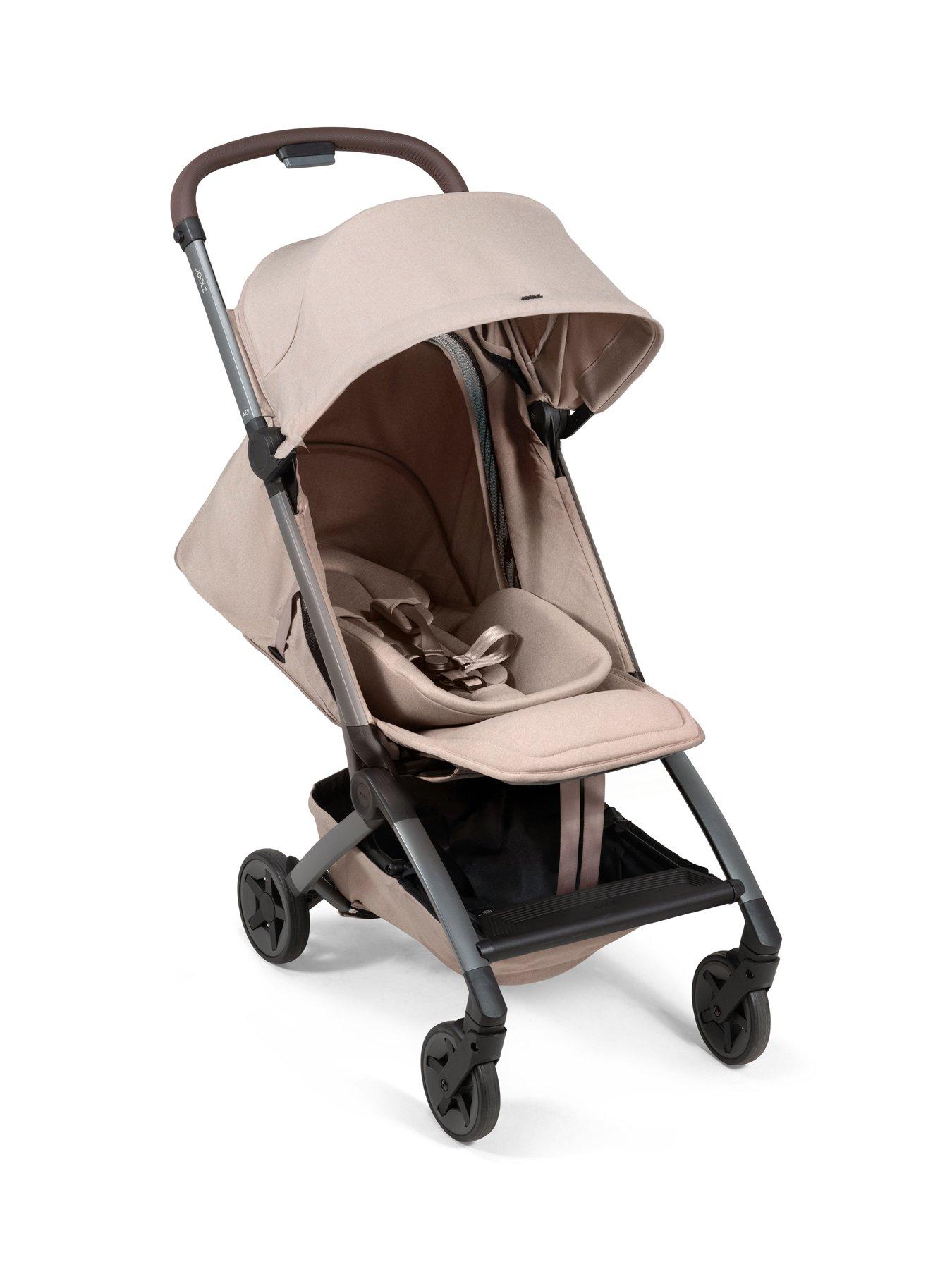  image of joolz-aerday5-newborn-insert-sandy-taupe
