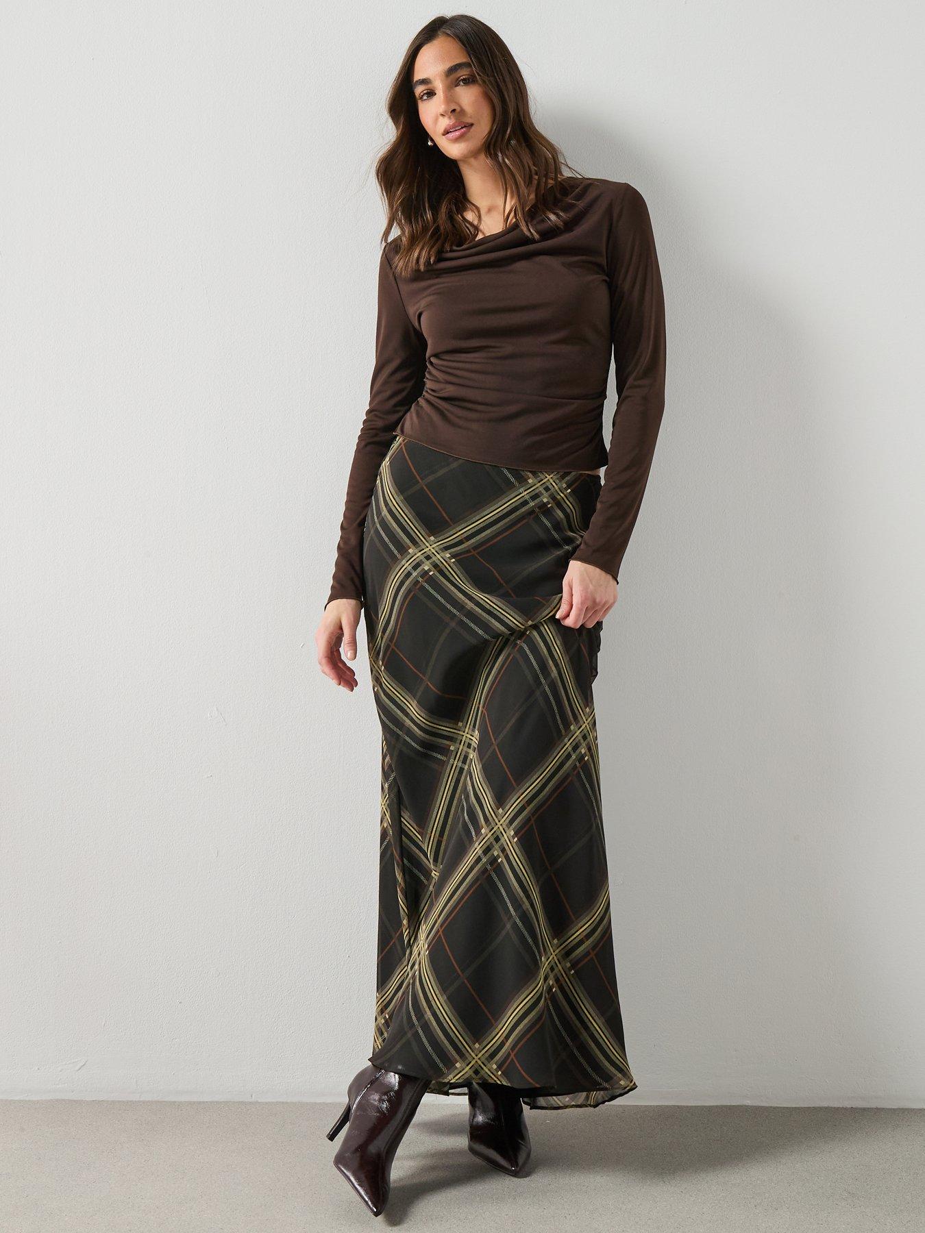 Image 6 of 6 of Mango Checked Long Skirt - Black