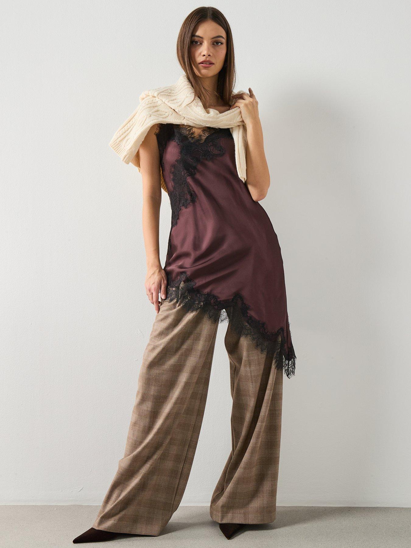 Image 3 of 6 of Mango Lace Top -Burgundy