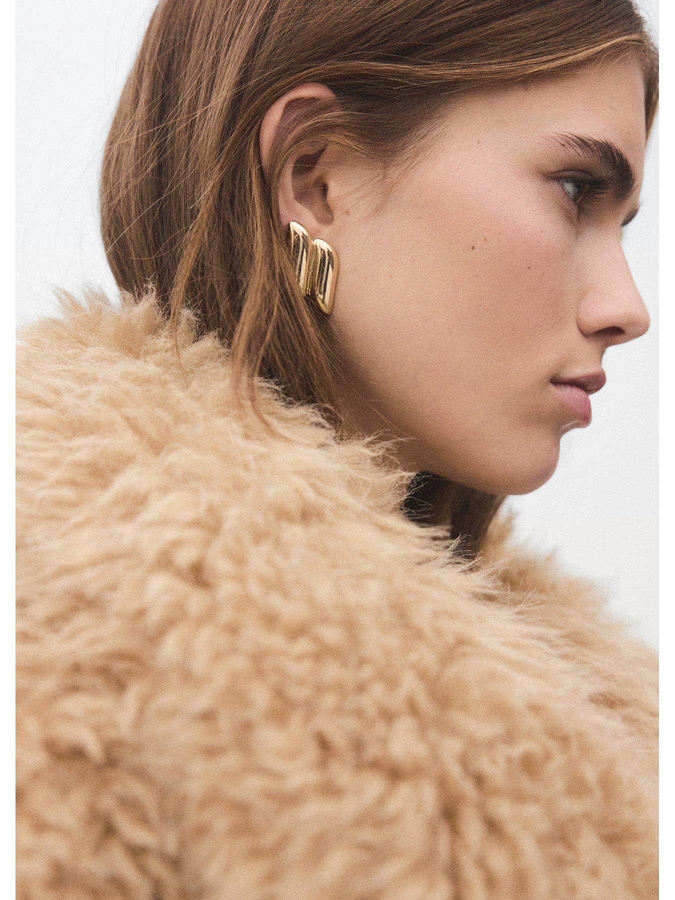 stillFront image of mango-embossed-semi-hoop-earrings-gold