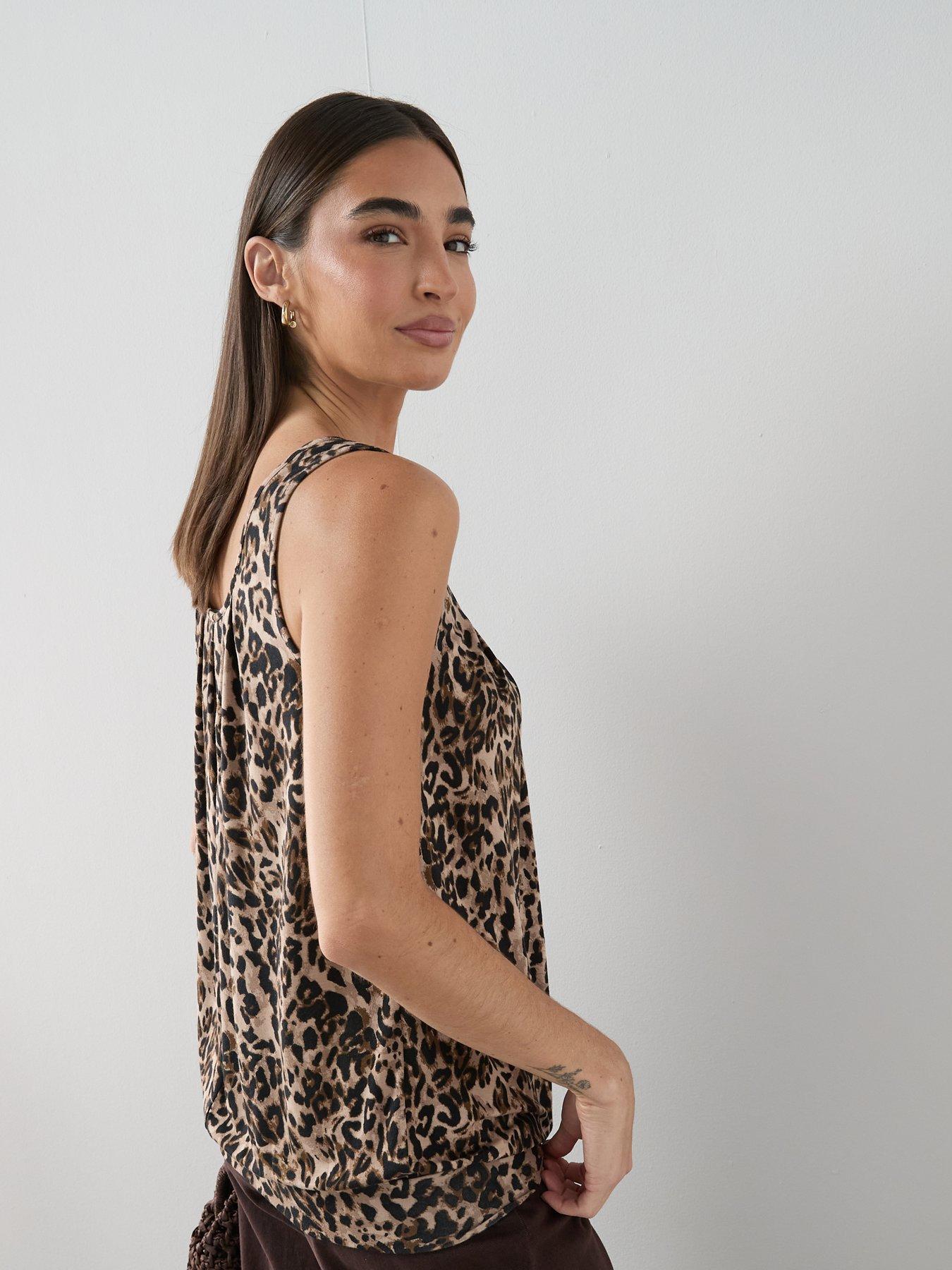 Image 5 of 6 of The Very Collection Printed Stretch Bubble Hem Vest