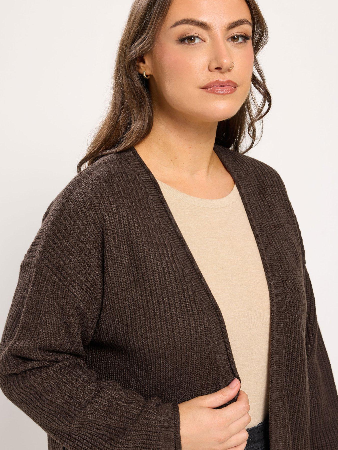 Image 4 of 5 of Yours Curve Essential Knitted Cardigan