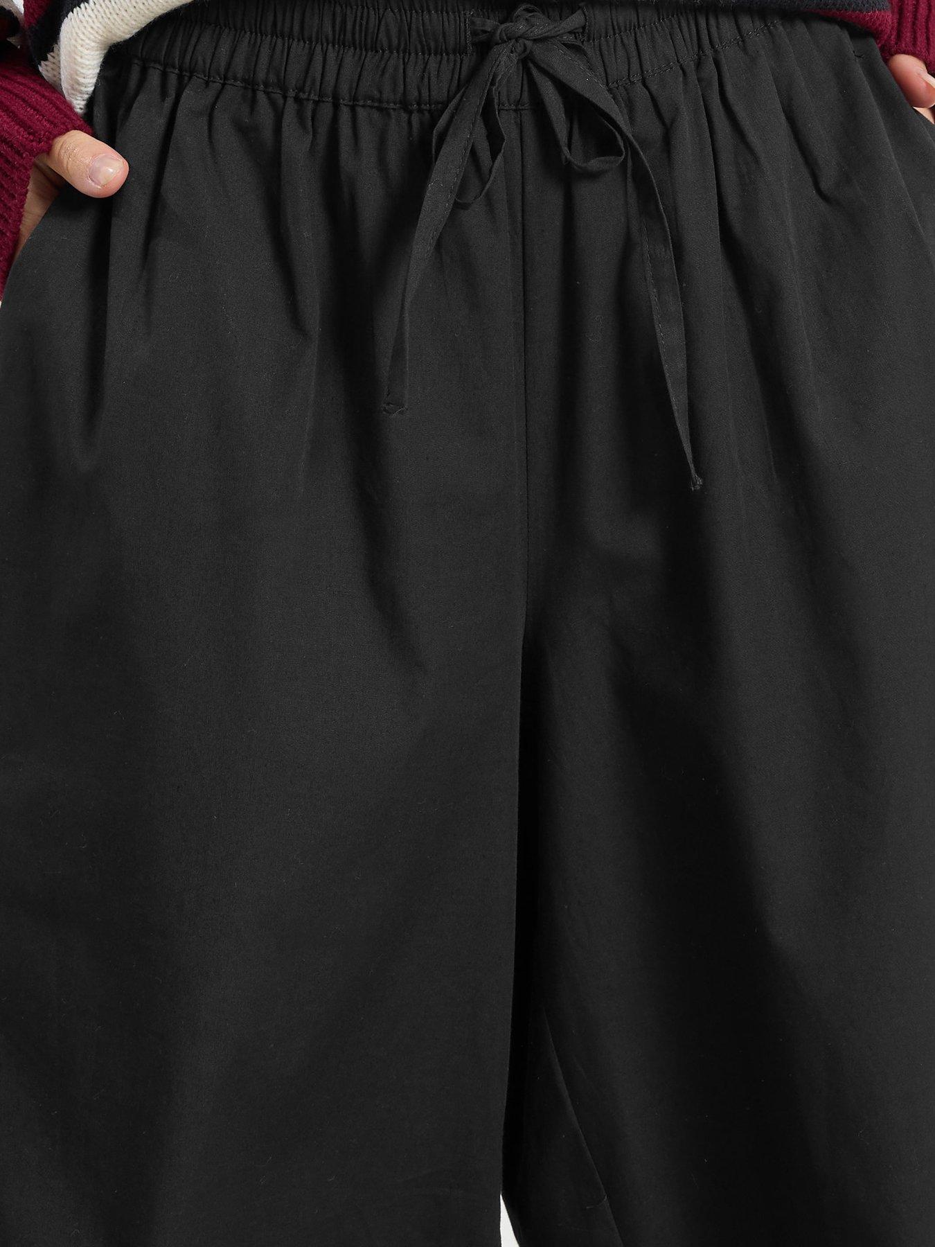 Image 4 of 4 of PixieGirl Petite Poplin Cuffed Balloon Trousers - Black