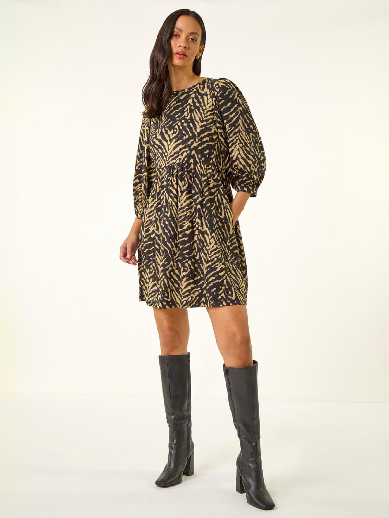 Image 3 of 5 of Roman Dusk Abstract Puff Sleeve Midi Dress - Black