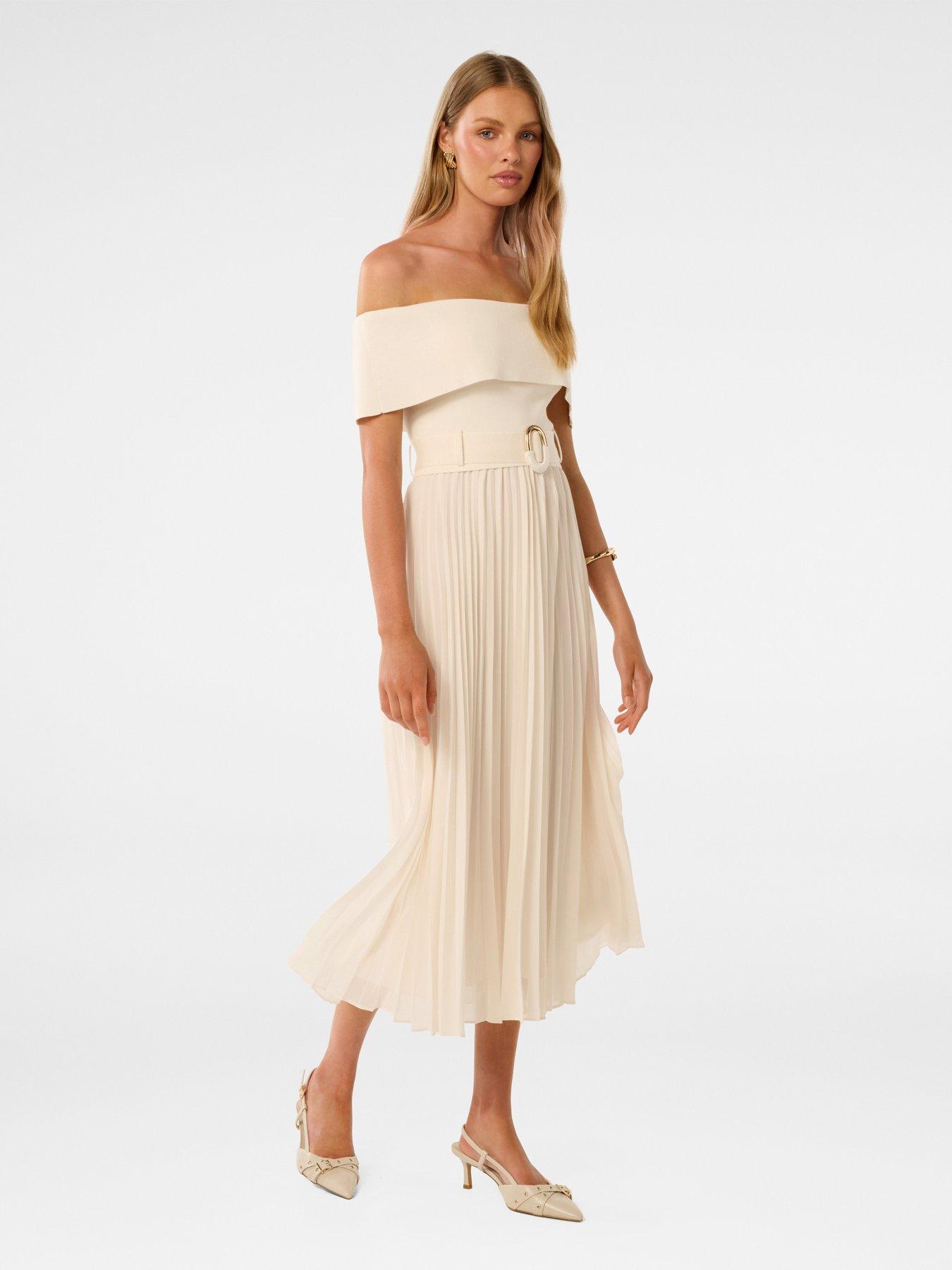 laguna beach halter maxi dress marsala Sintra in Wine – Isalis Color:Paprika swatch_tag_emmi-narrow-calf-boots-black-leather CL137717071 20 Best Amazon Winter