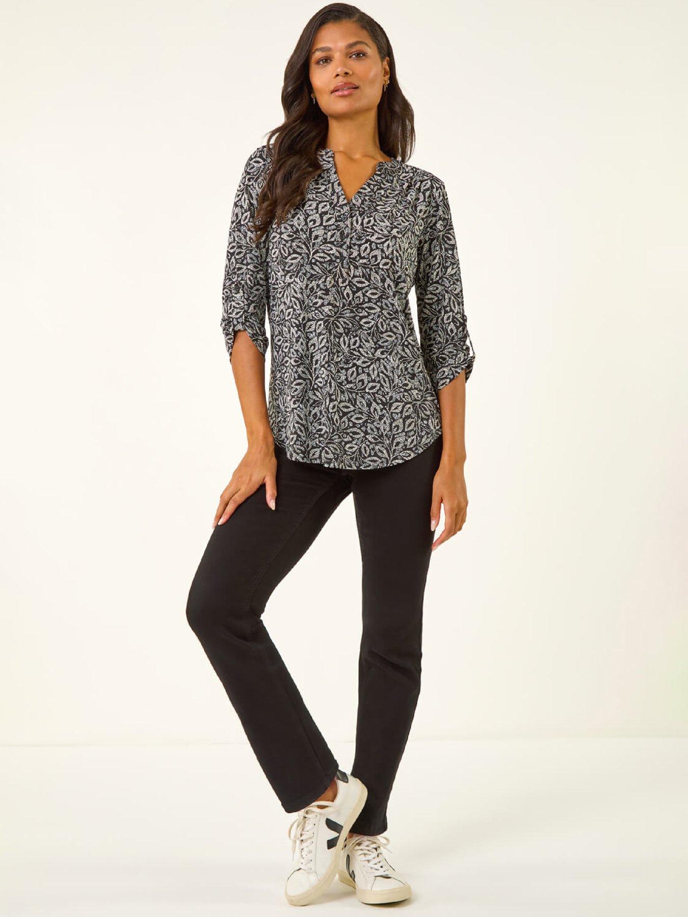 Image 3 of 5 of Roman Printed V-neck Stretch Top - Black