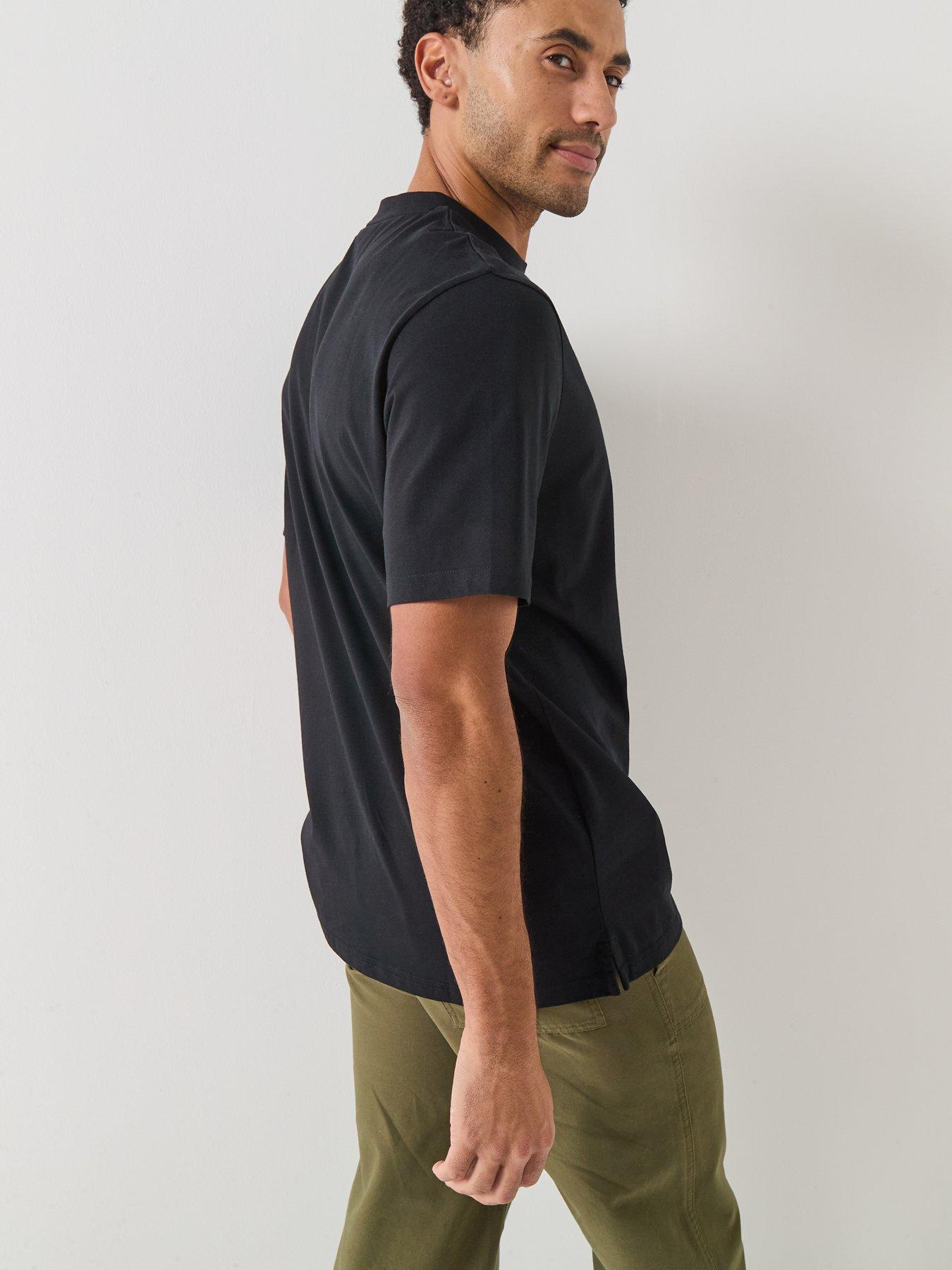 Image 2 of 4 of Lyle & Scott Oversized T-Shirt - Black