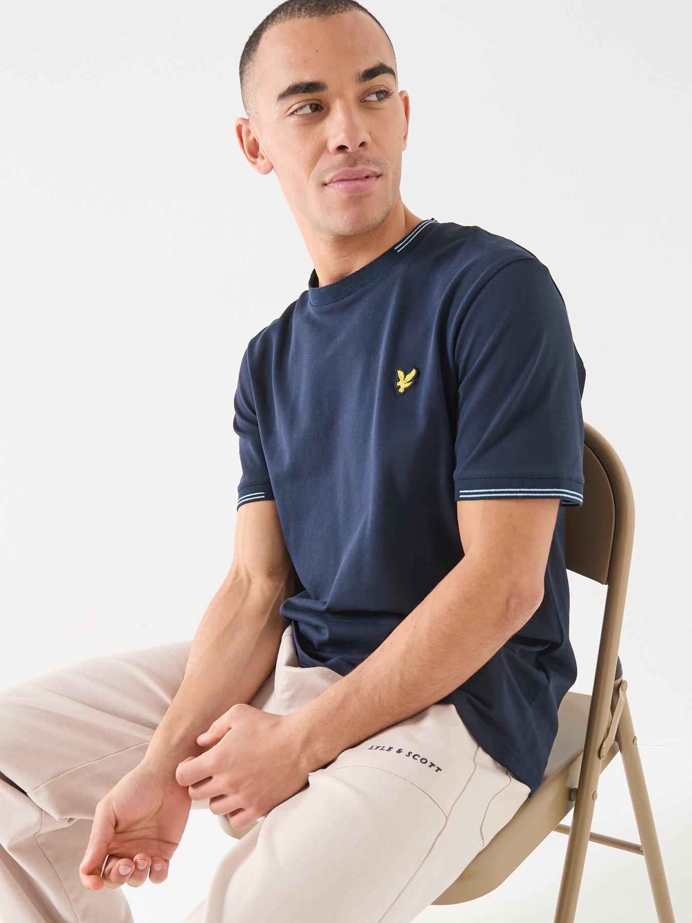 Image 5 of 5 of Lyle & Scott Quarter Tipped T-Shirt - Navy