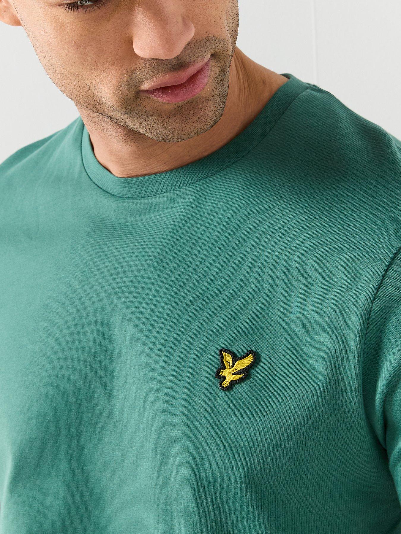 Image 4 of 5 of Lyle & Scott Essentials Plain T-Shirt - Green