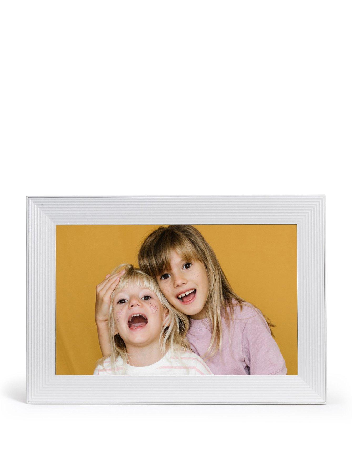 aura-carver-digital-photo-frame-sea-salt