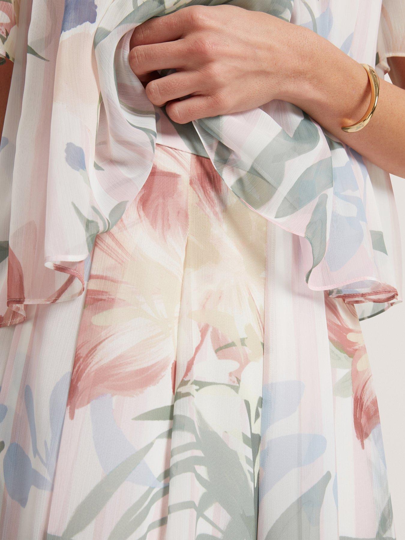 Image 4 of 6 of Ted Baker Printed Wide Leg Pleated Trous