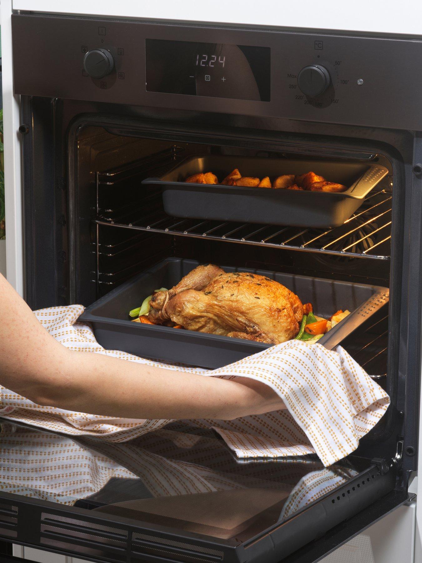  image of russell-hobbs-rh-shield-2pc-roaster-set