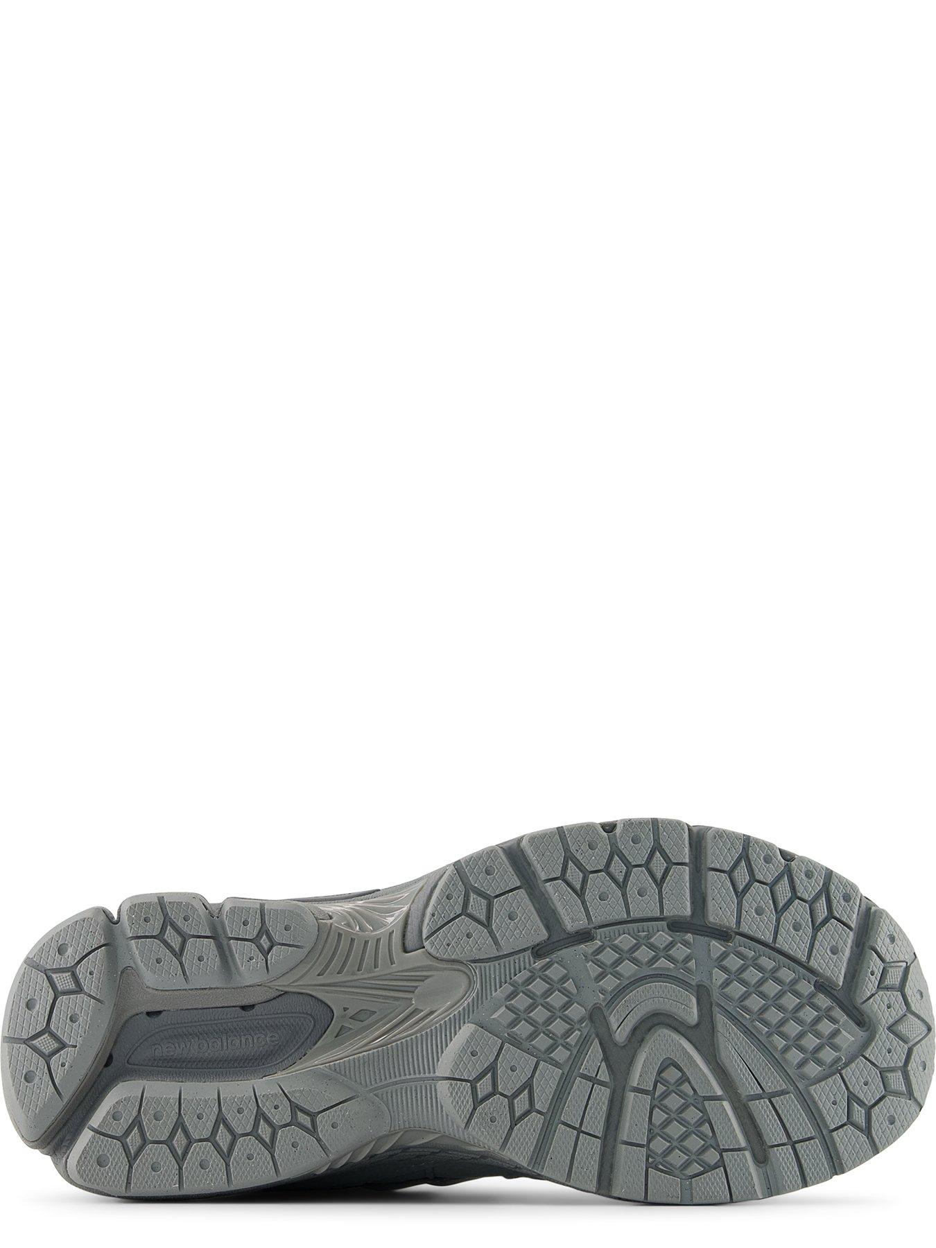 Image 5 of 6 of New Balance Junior 2002 Trainer - Grey