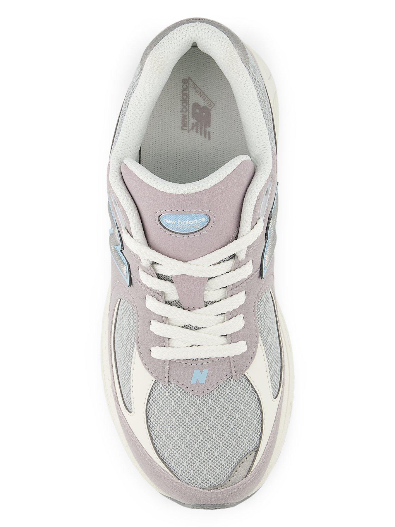  image of new-balance-junior-2002-trainer-grey