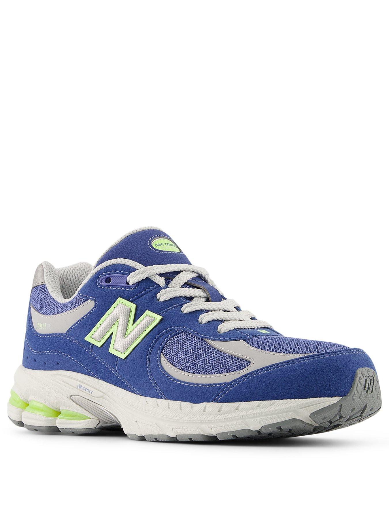 image of new-balance-junior-2002-trainer-blue