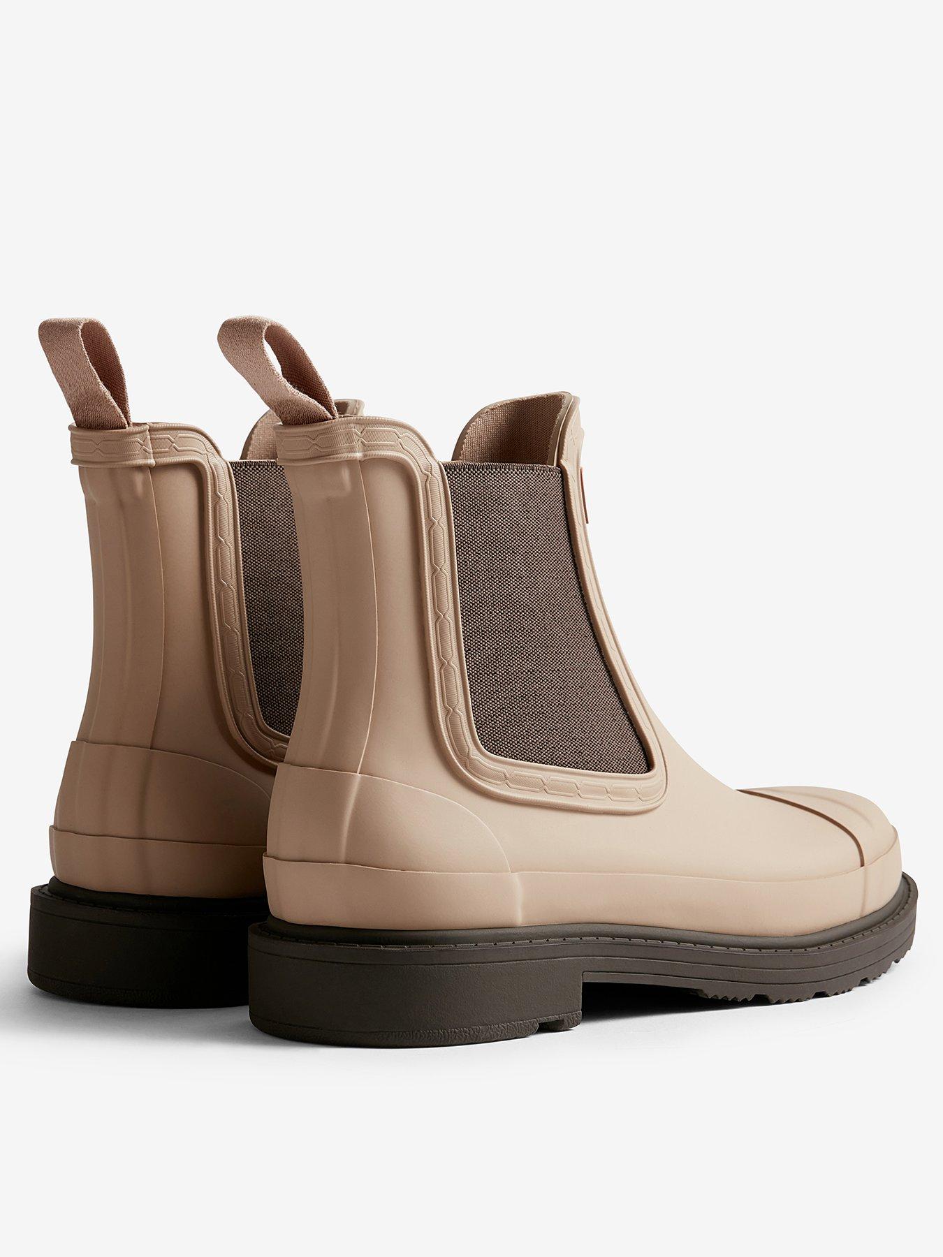  image of hunter-chelsea-commando-boot-shore-chocolate-brown