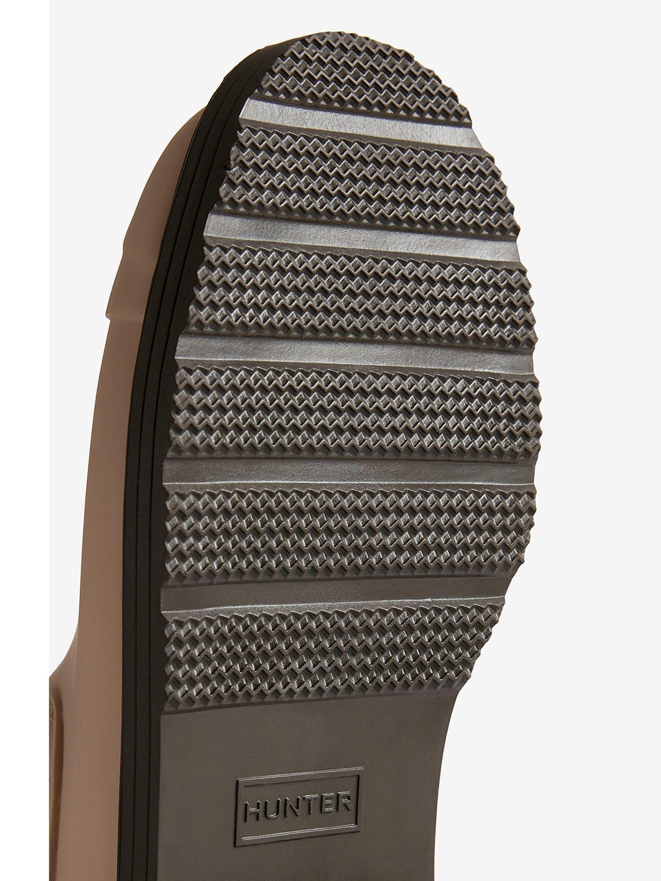  image of hunter-chelsea-commando-boot-shore-chocolate-brown