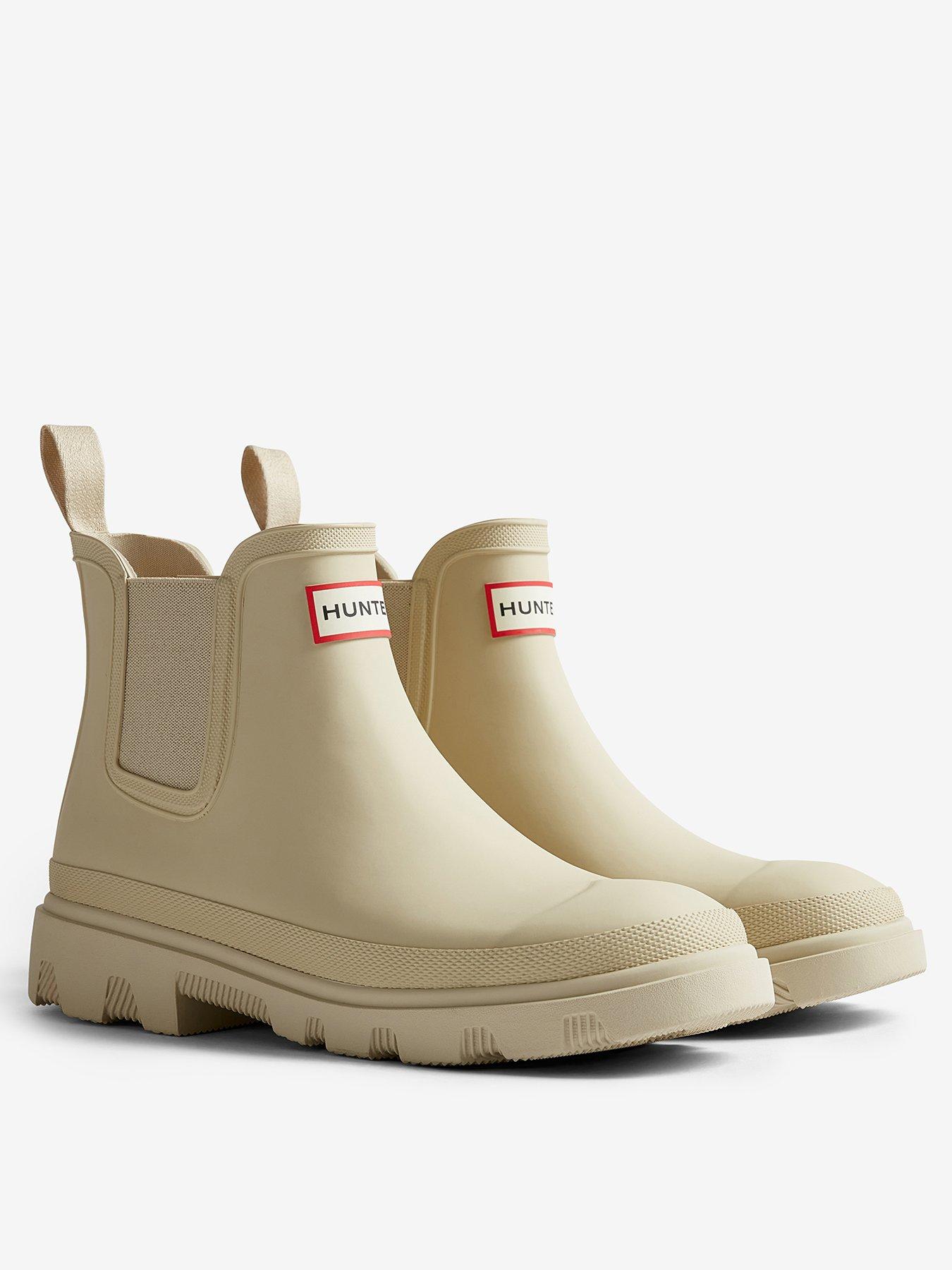 stillFront image of hunter-unisex-downpour-chelsea-beige