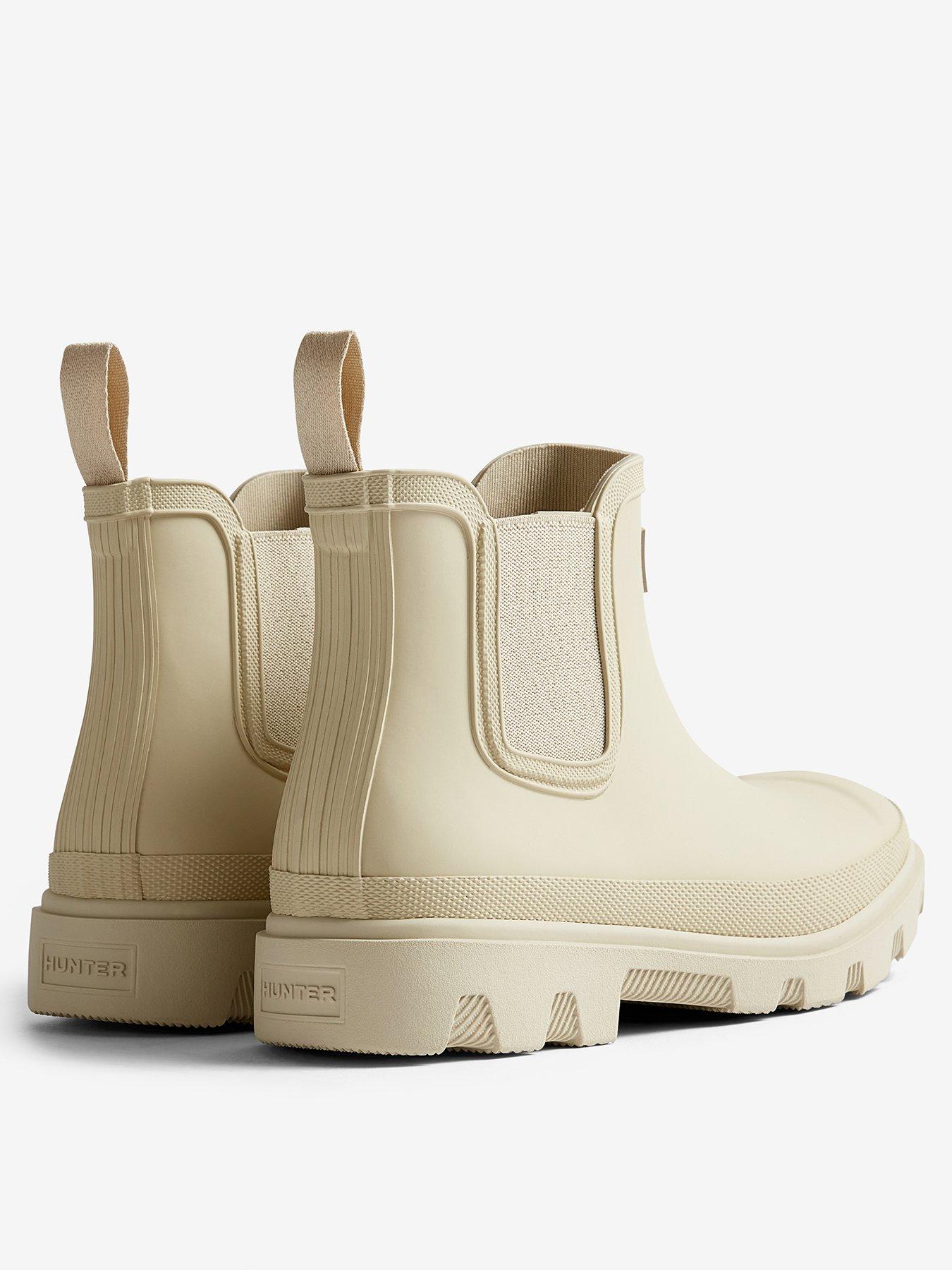  image of hunter-unisex-downpour-chelsea-beige