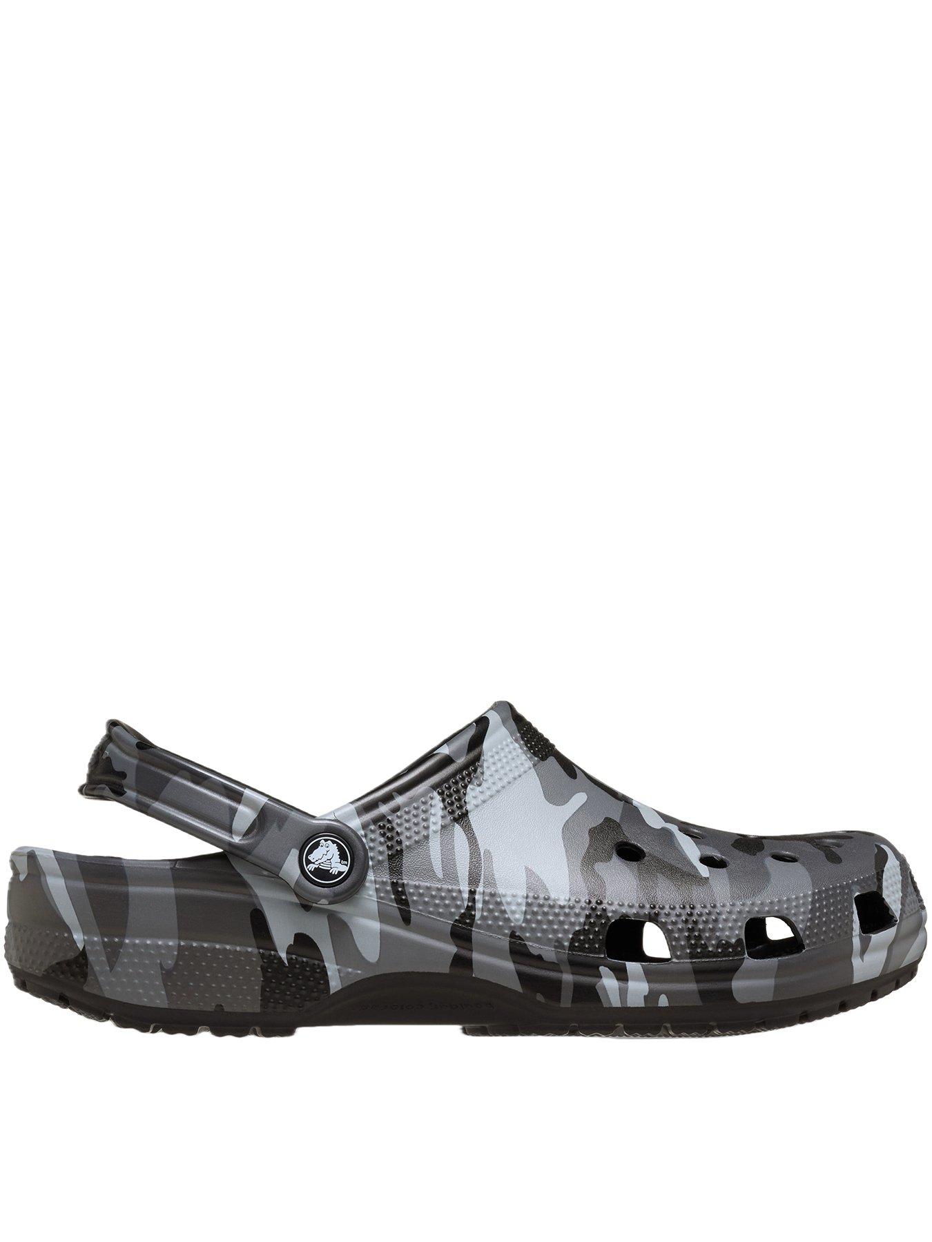 crocs-mens-classic-camouflage-clog-sandal-black